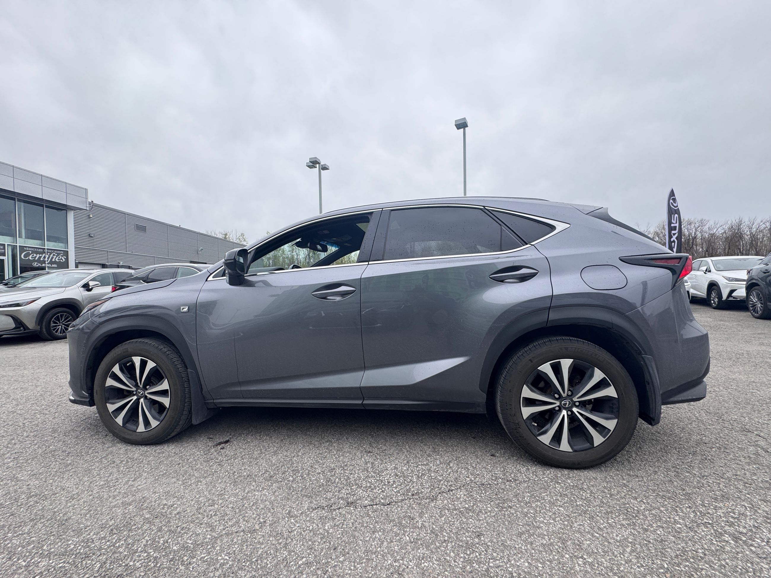 Lexus NX  2019 à Laval, Québec