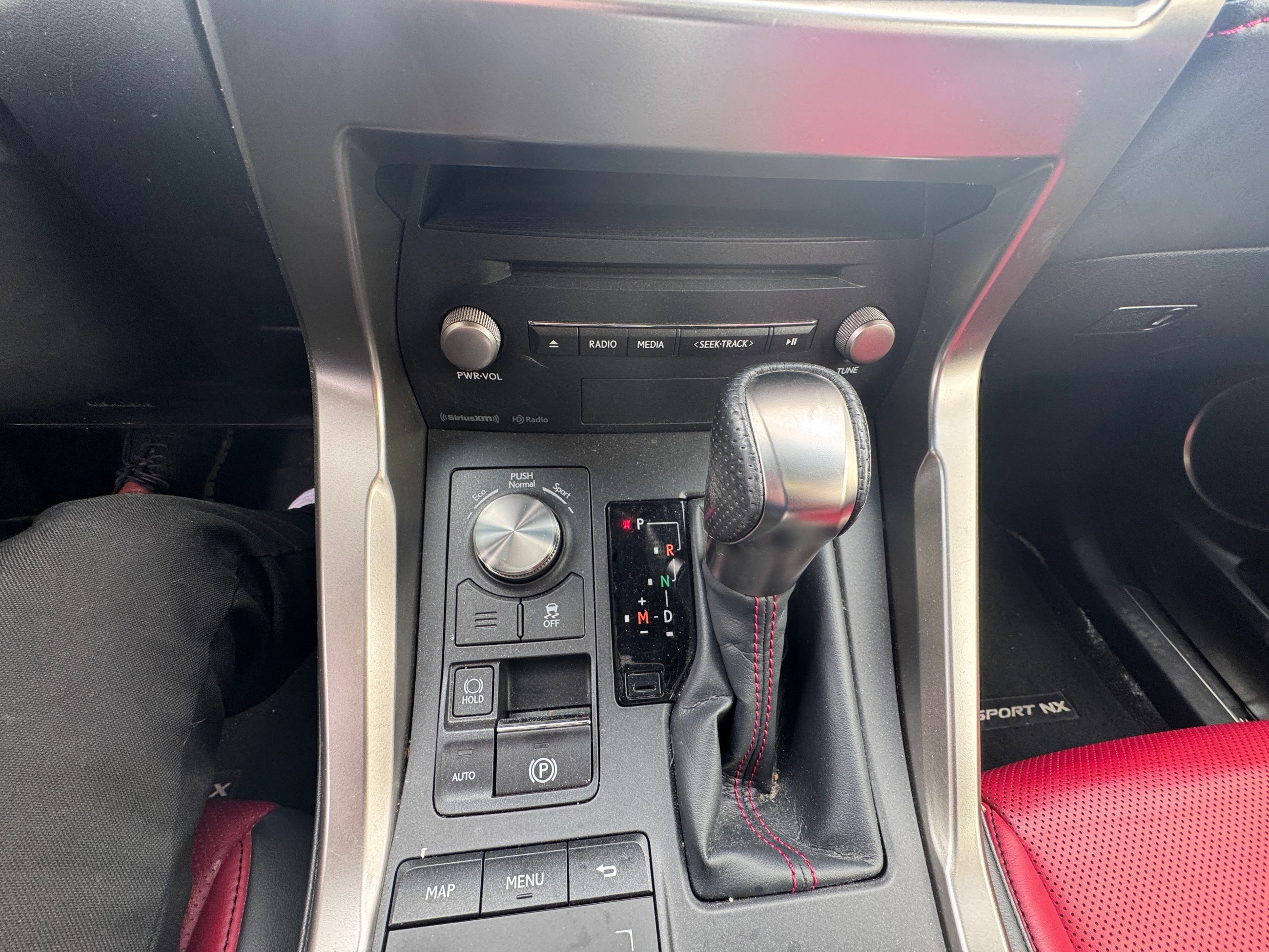 Lexus NX  2019 à Laval, Québec