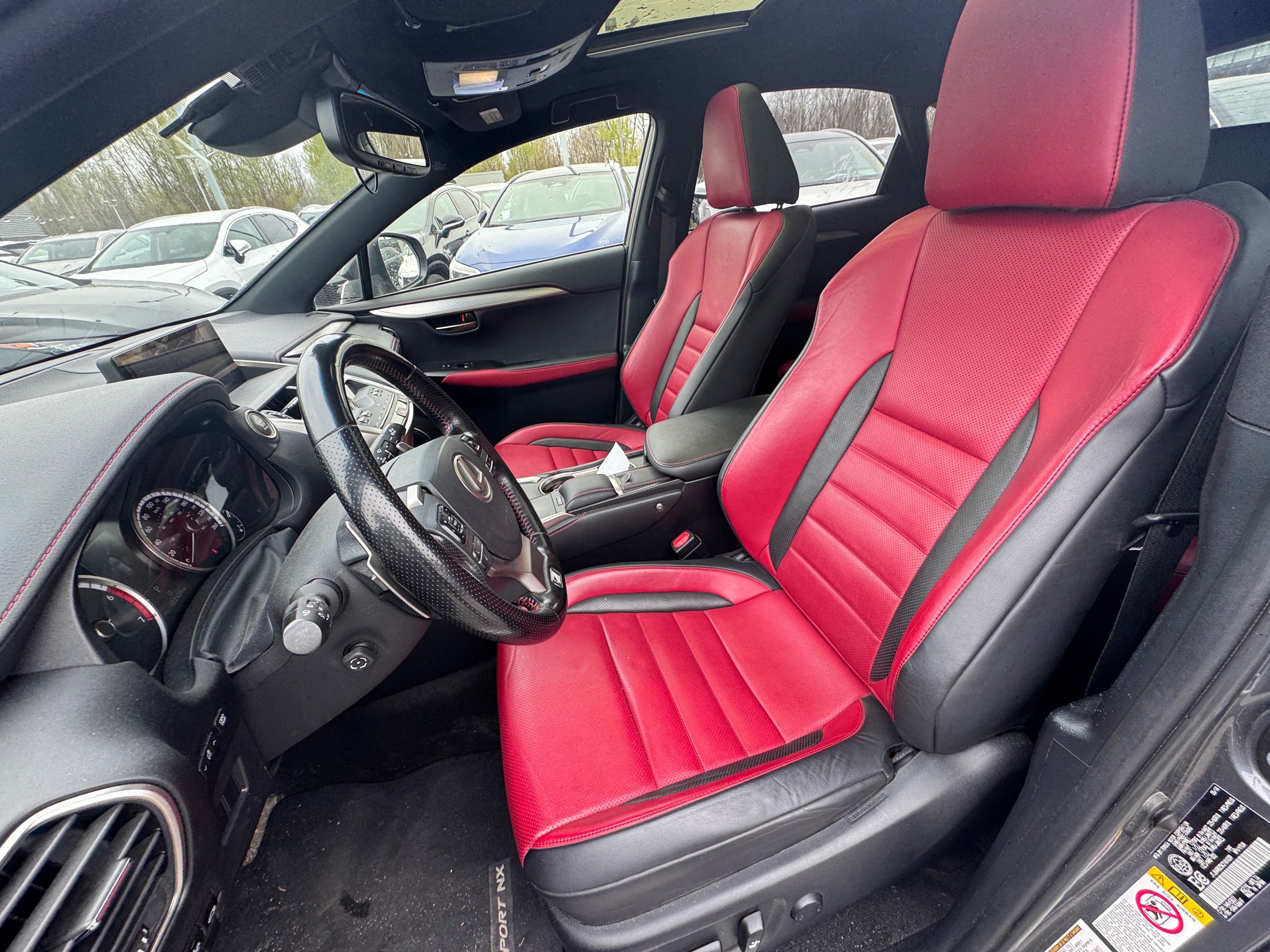 Lexus NX  2019 à Laval, Québec