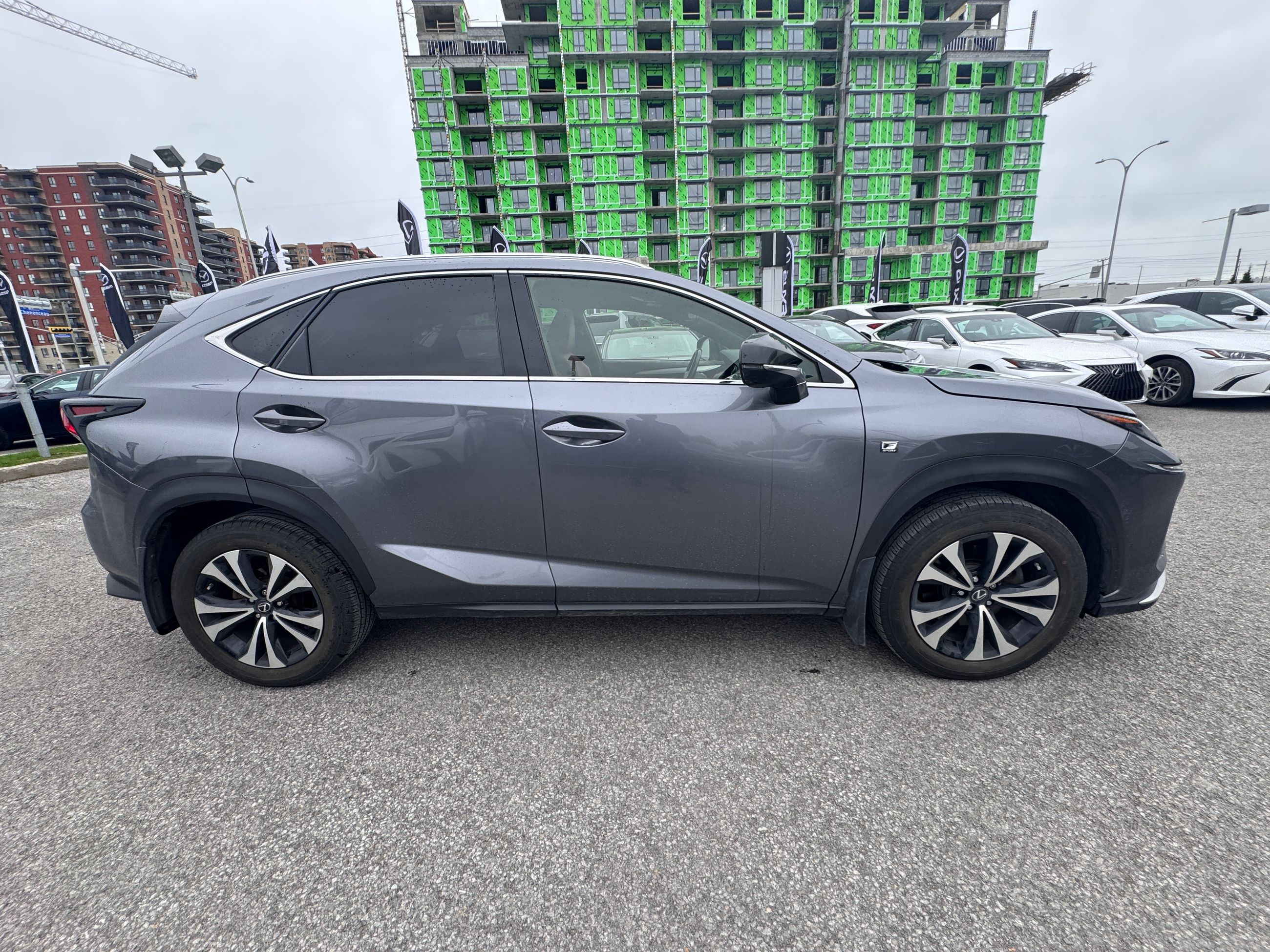 Lexus NX  2019 à Laval, Québec