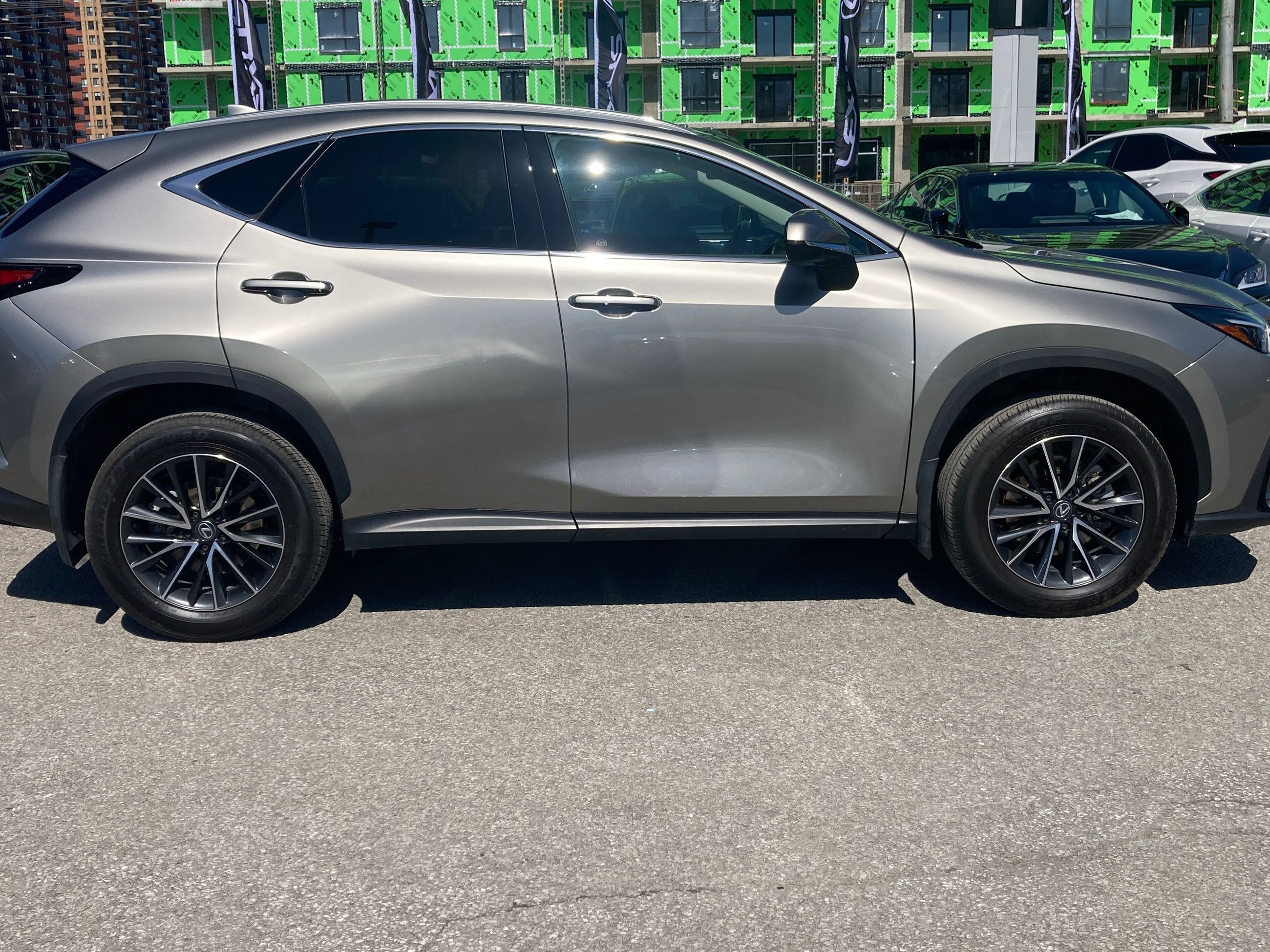 Lexus NX  2024 à Laval, Québec