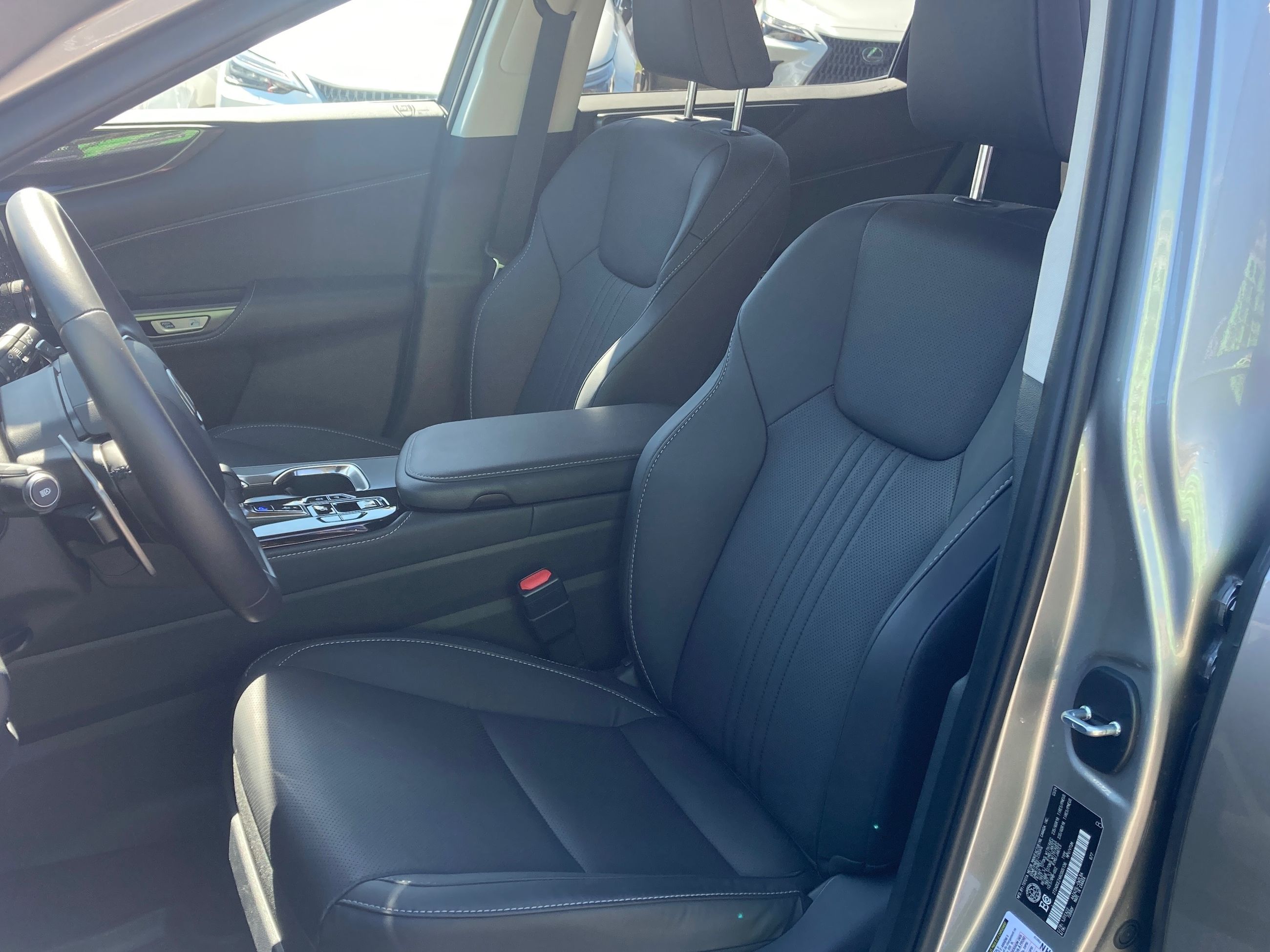 Lexus NX  2024 à Laval, Québec