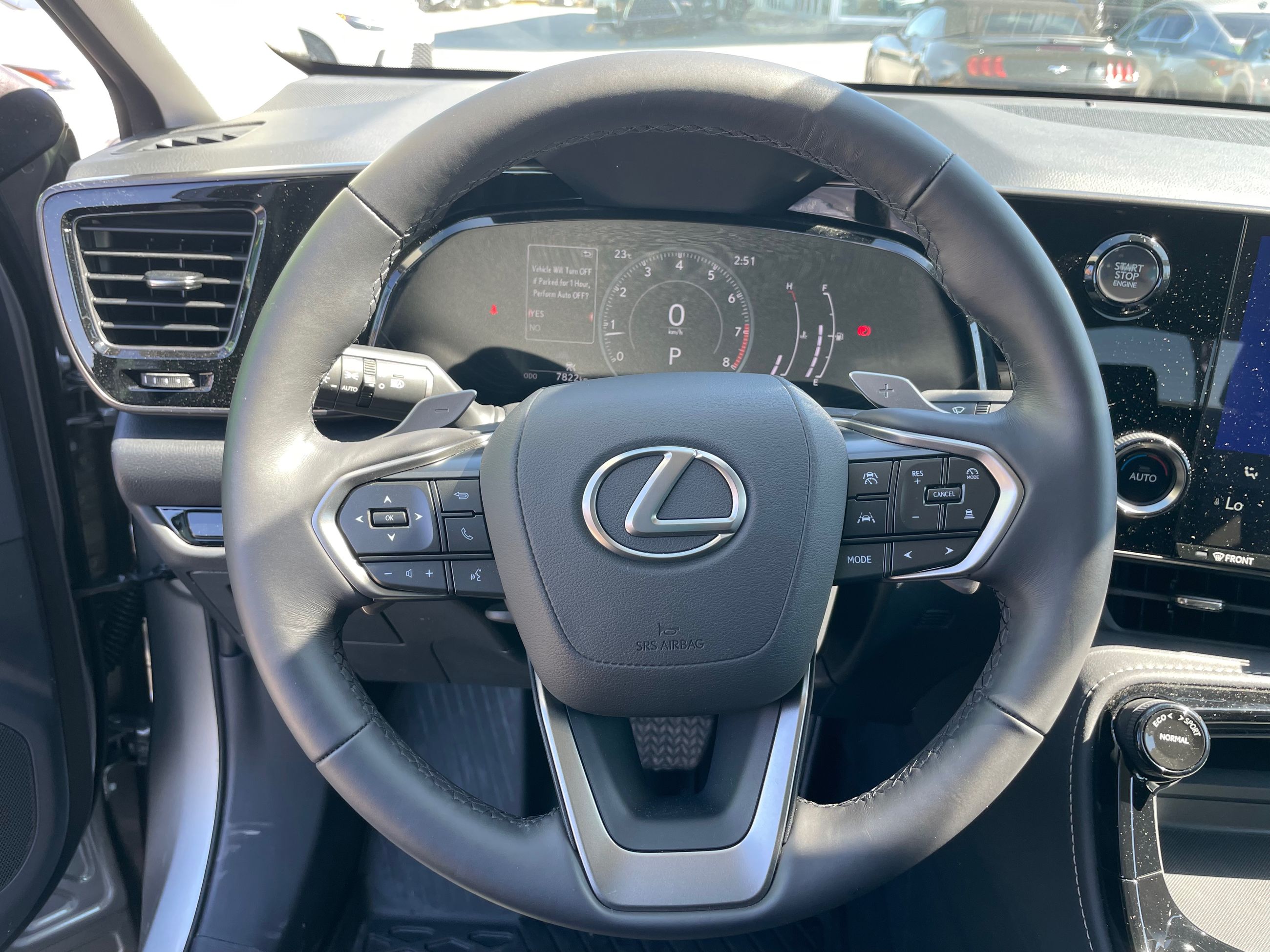 Lexus NX  2024 à Laval, Québec