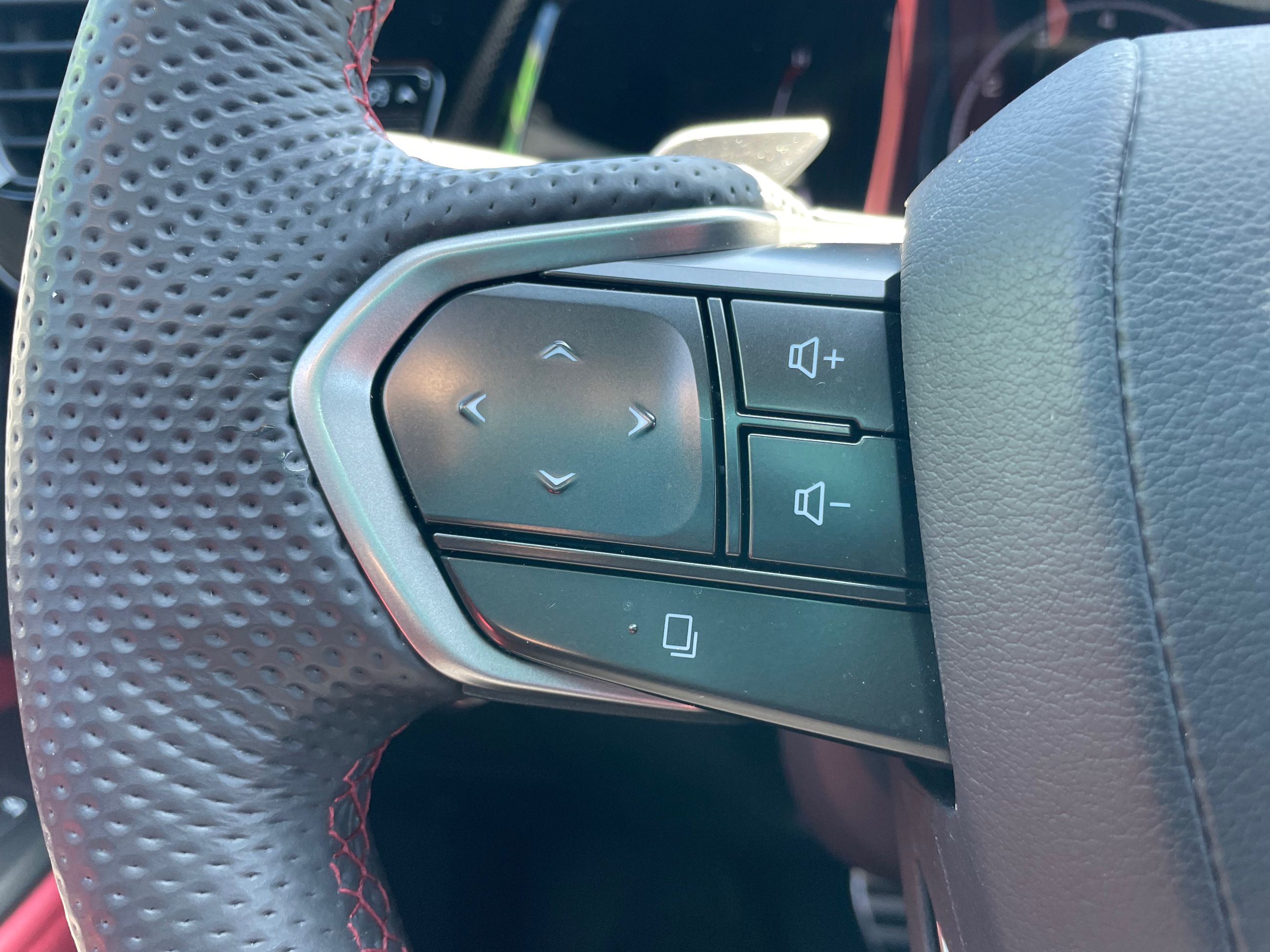 Lexus NX  2024 à Laval, Québec