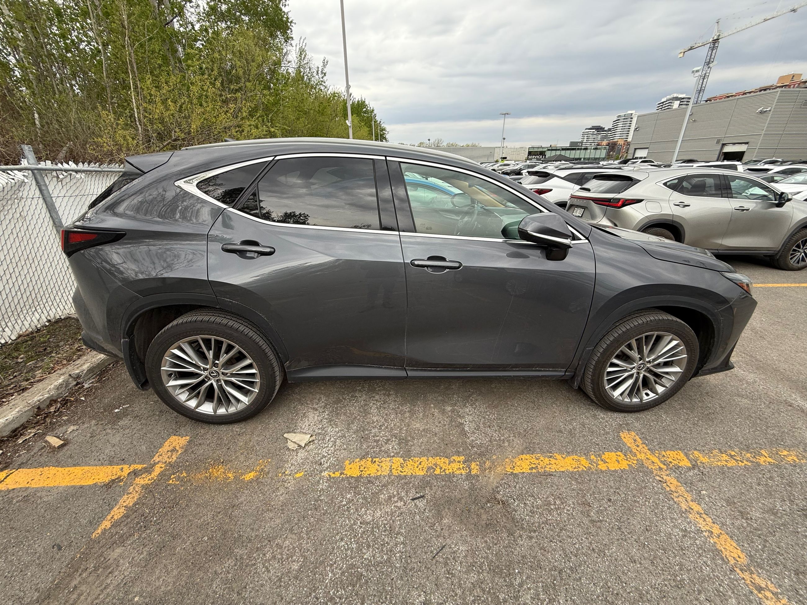 Lexus NX  2024 à Laval, Québec