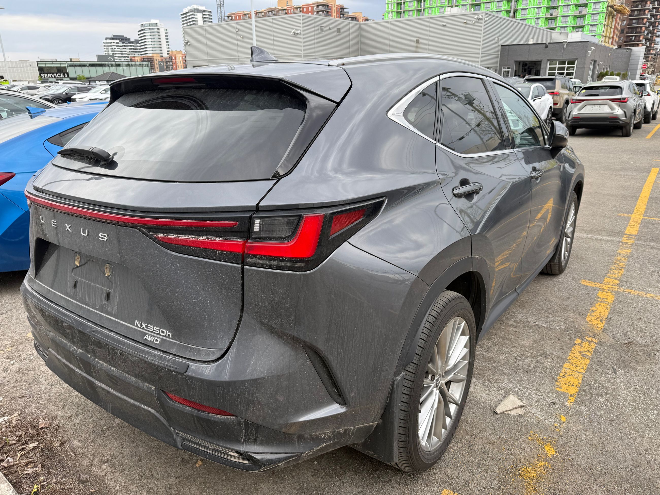 Lexus NX  2024 à Laval, Québec