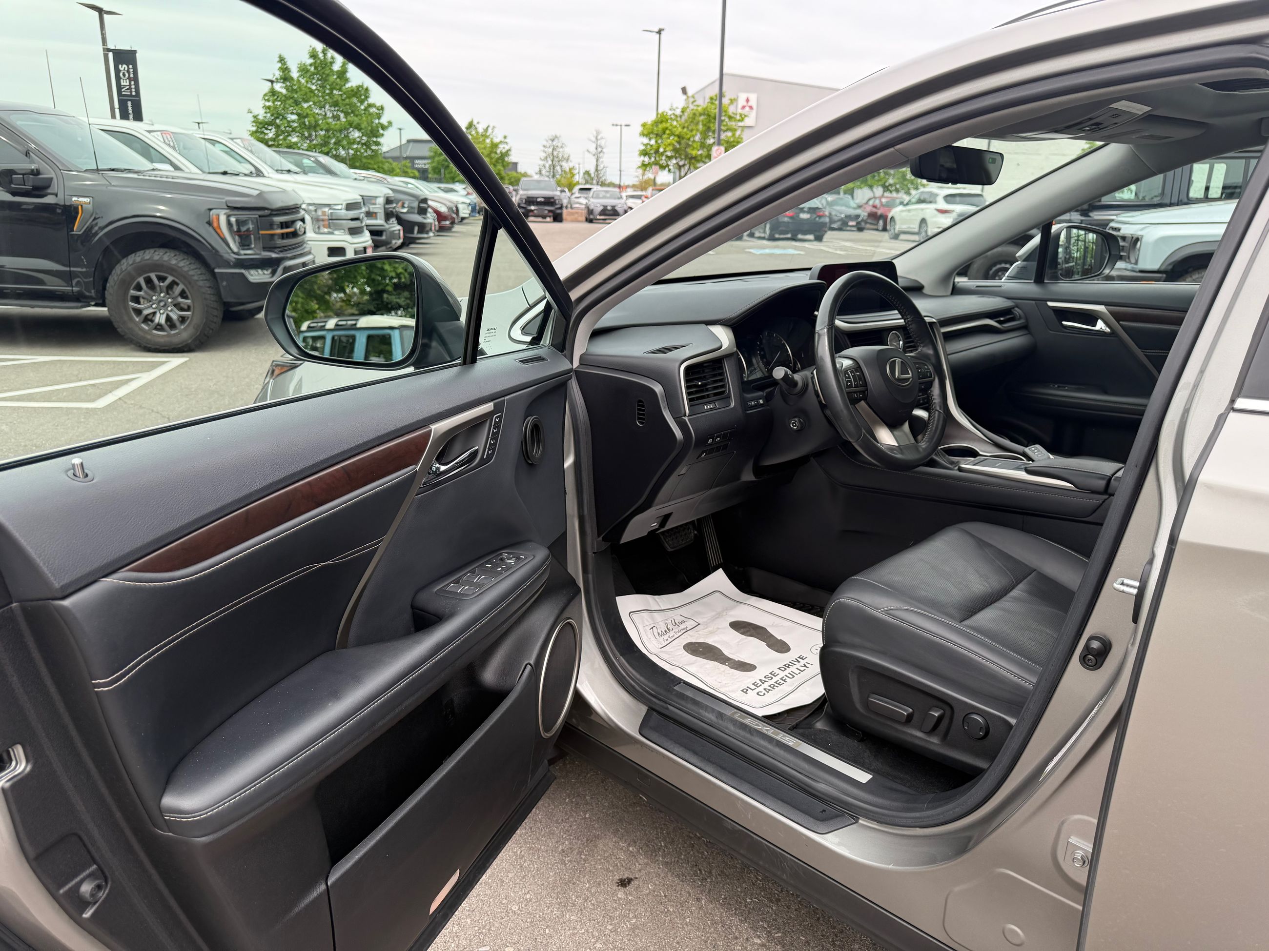 2022 Lexus RX in Mississauga, Ontario