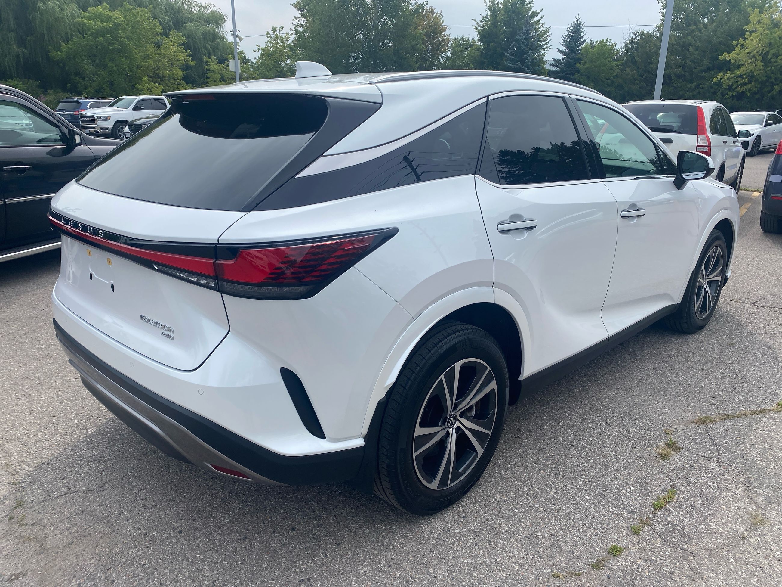 2024 Lexus RXh