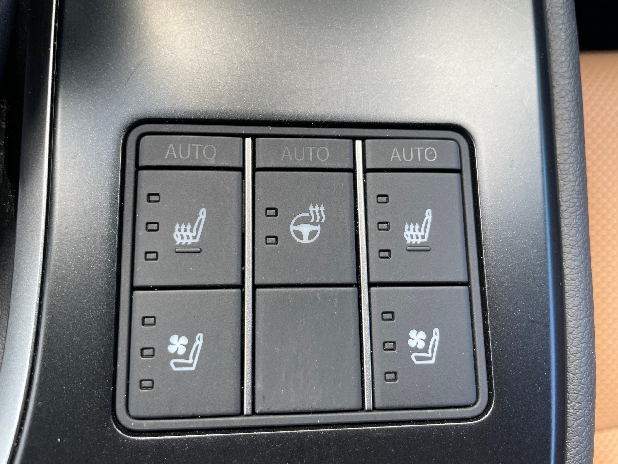 2023 Lexus UX 250h in Laval, Quebec