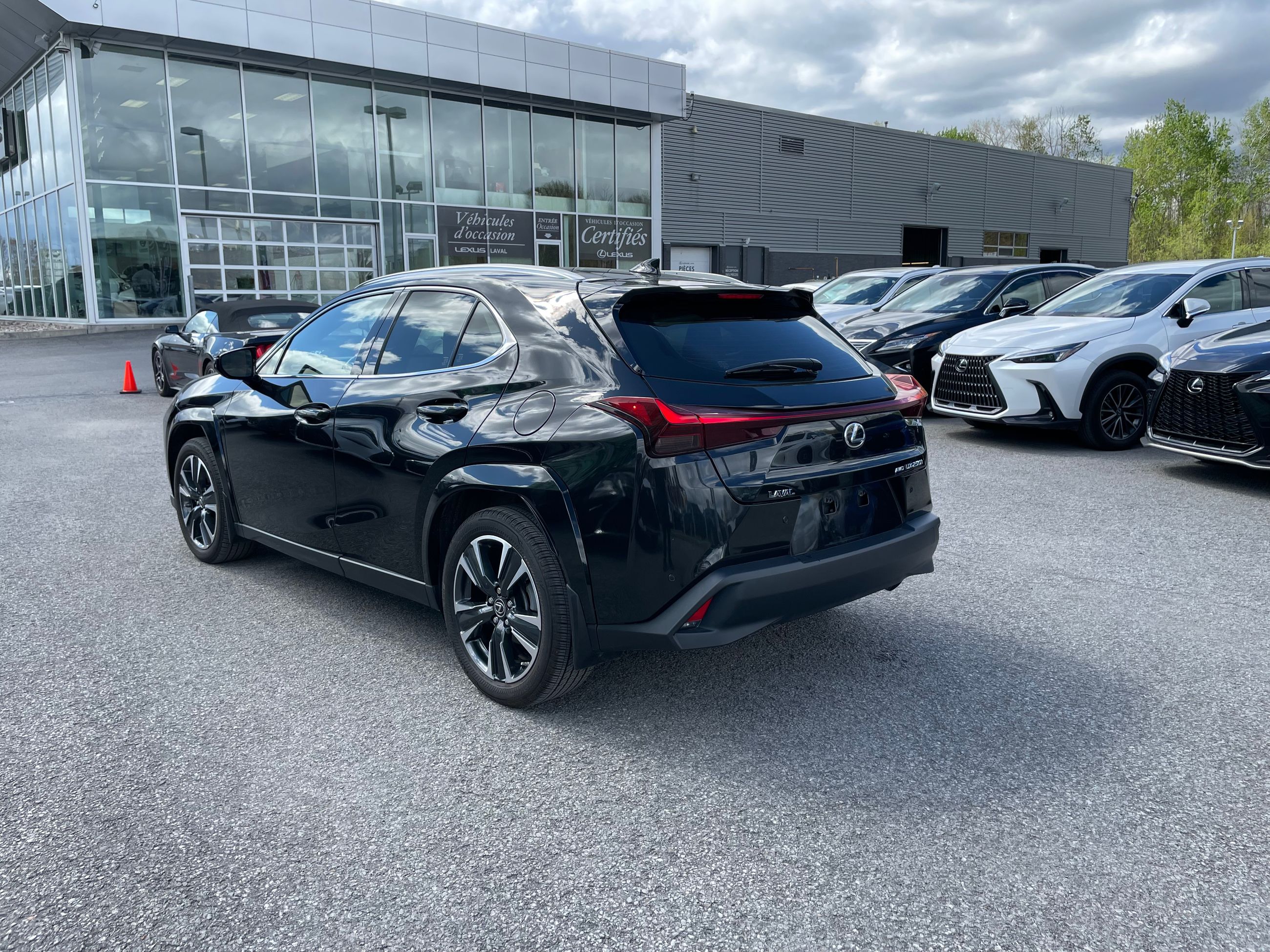 2023 Lexus UX 250h in Laval, Quebec