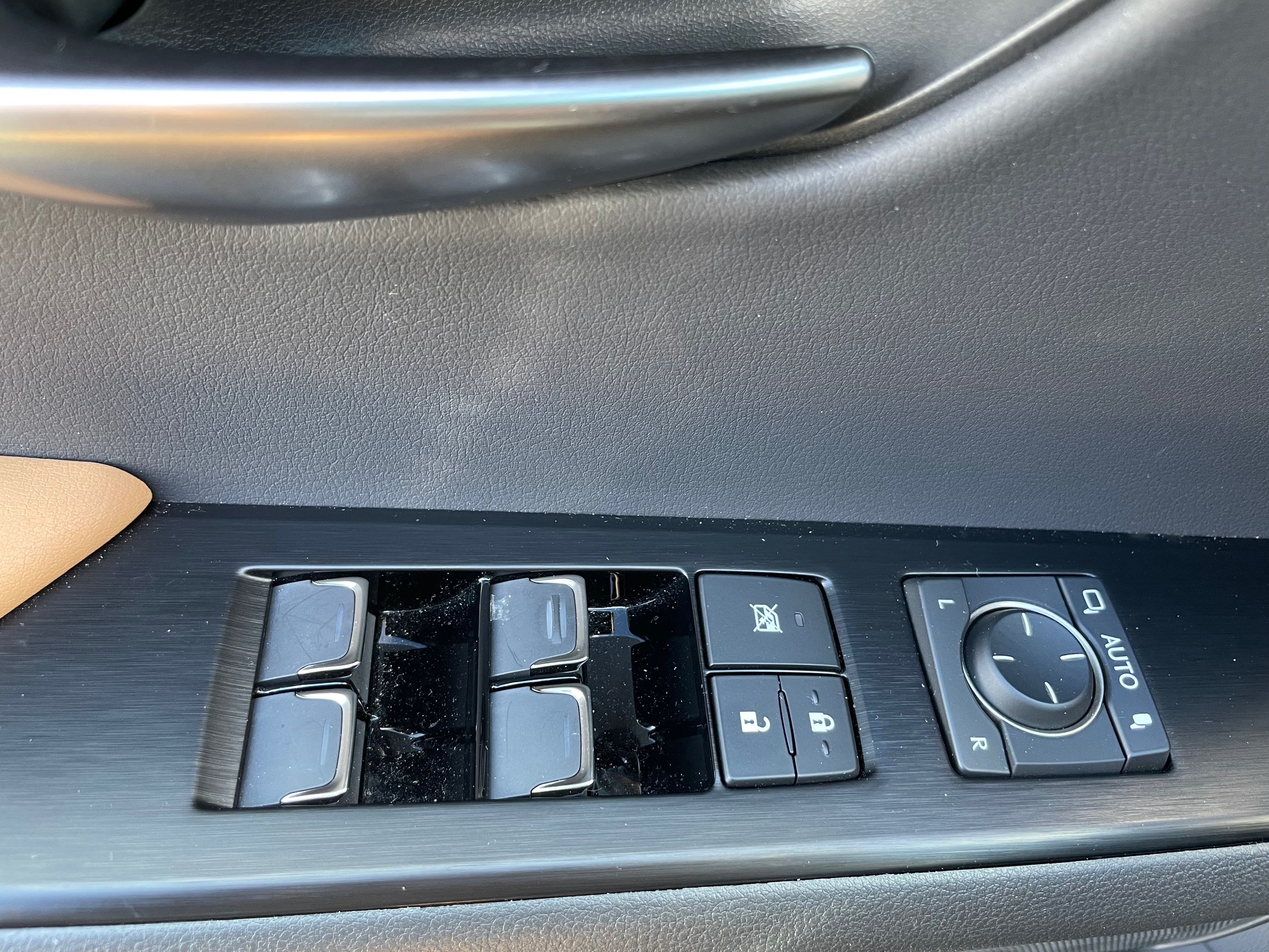 2023 Lexus UX 250h in Laval, Quebec