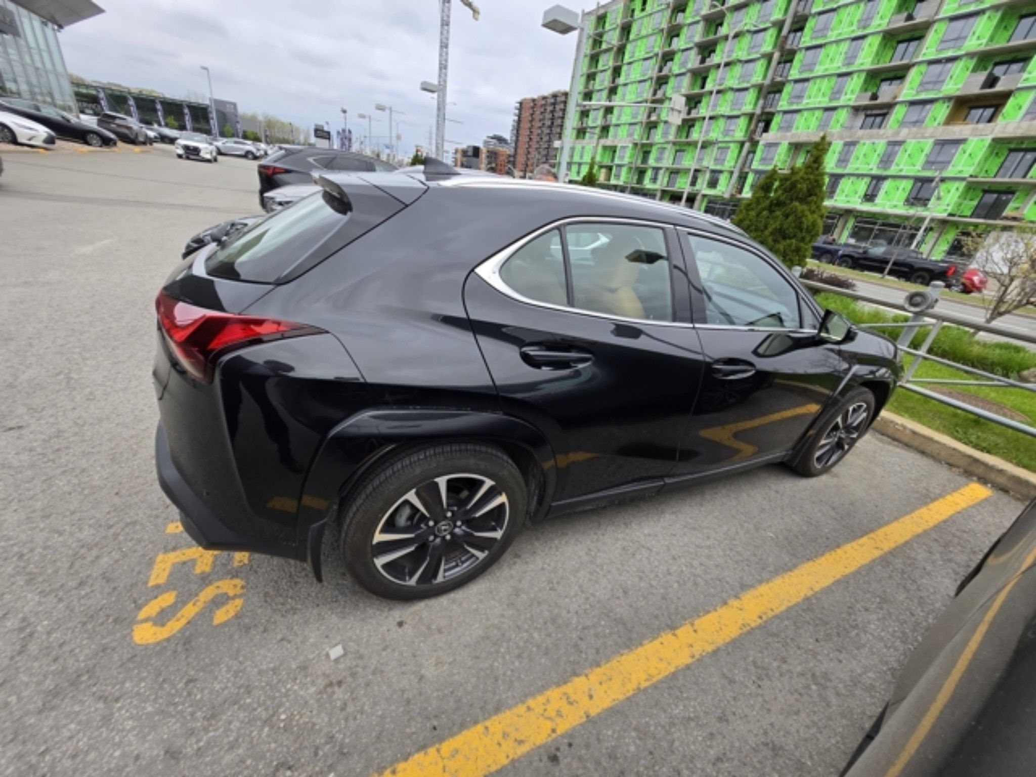 2023 Lexus UX 250h in Laval, Quebec