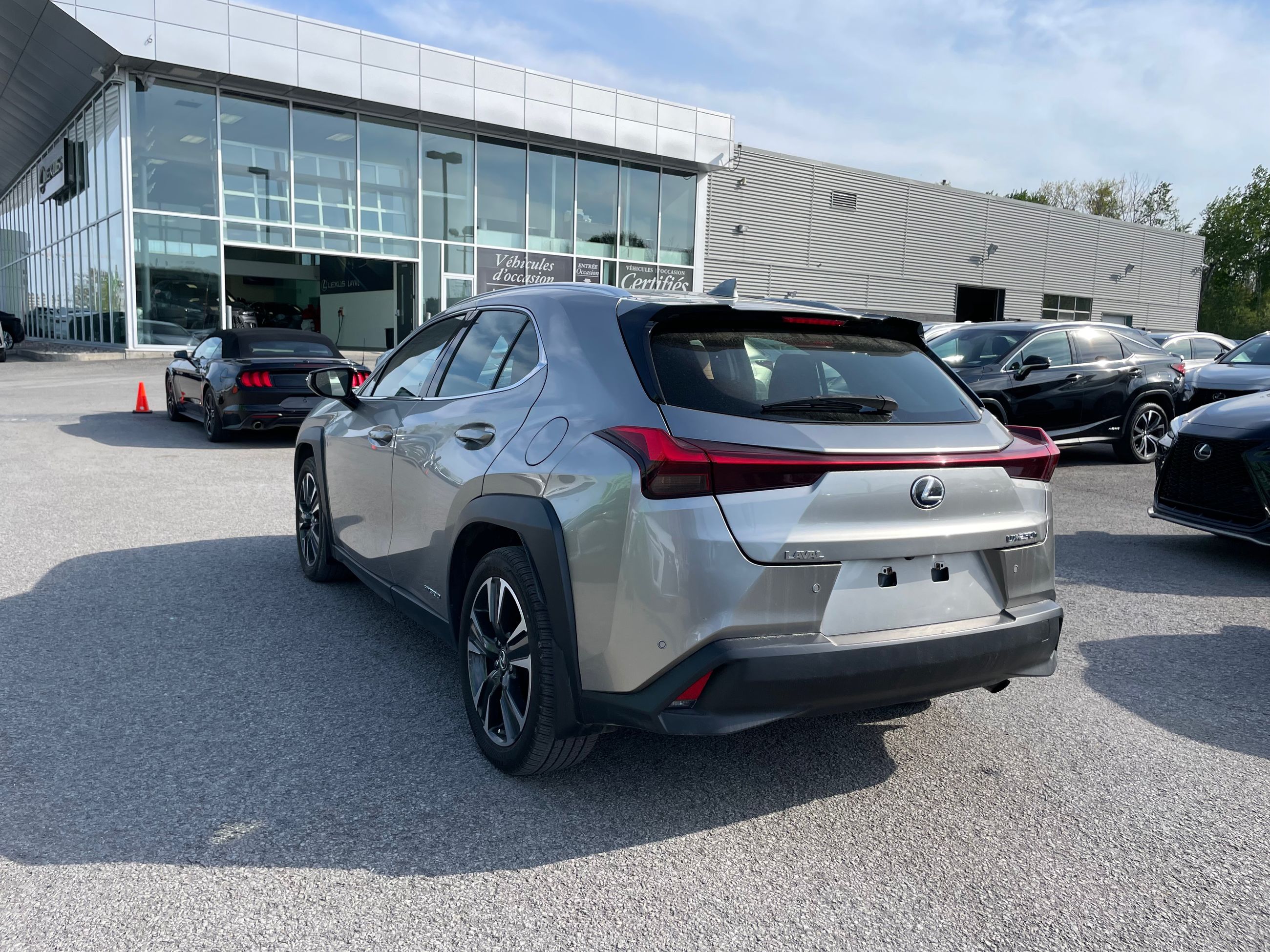 Lexus UX 250h  2021 à Laval, Québec