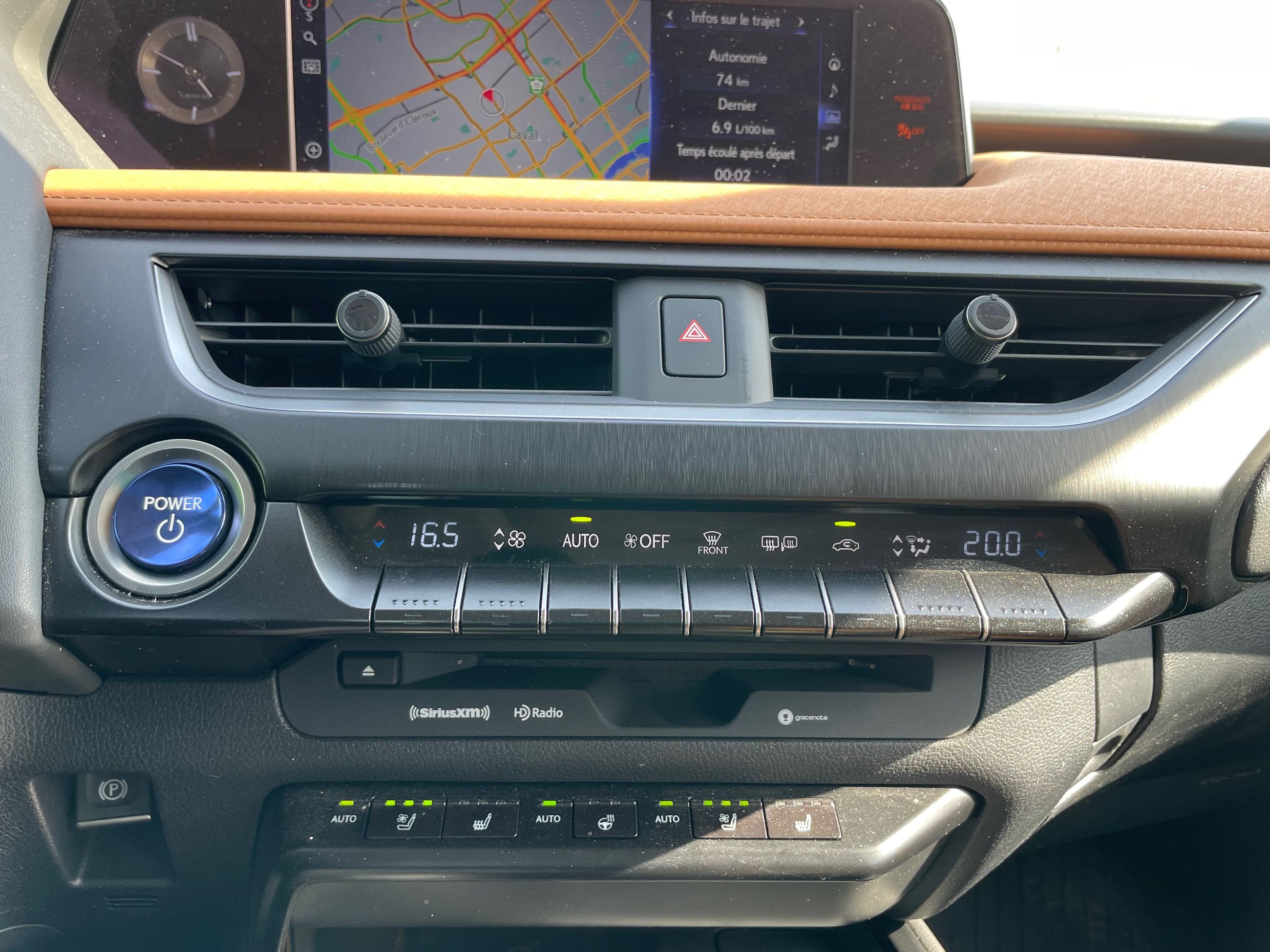 Lexus UX 250h  2021 à Laval, Québec