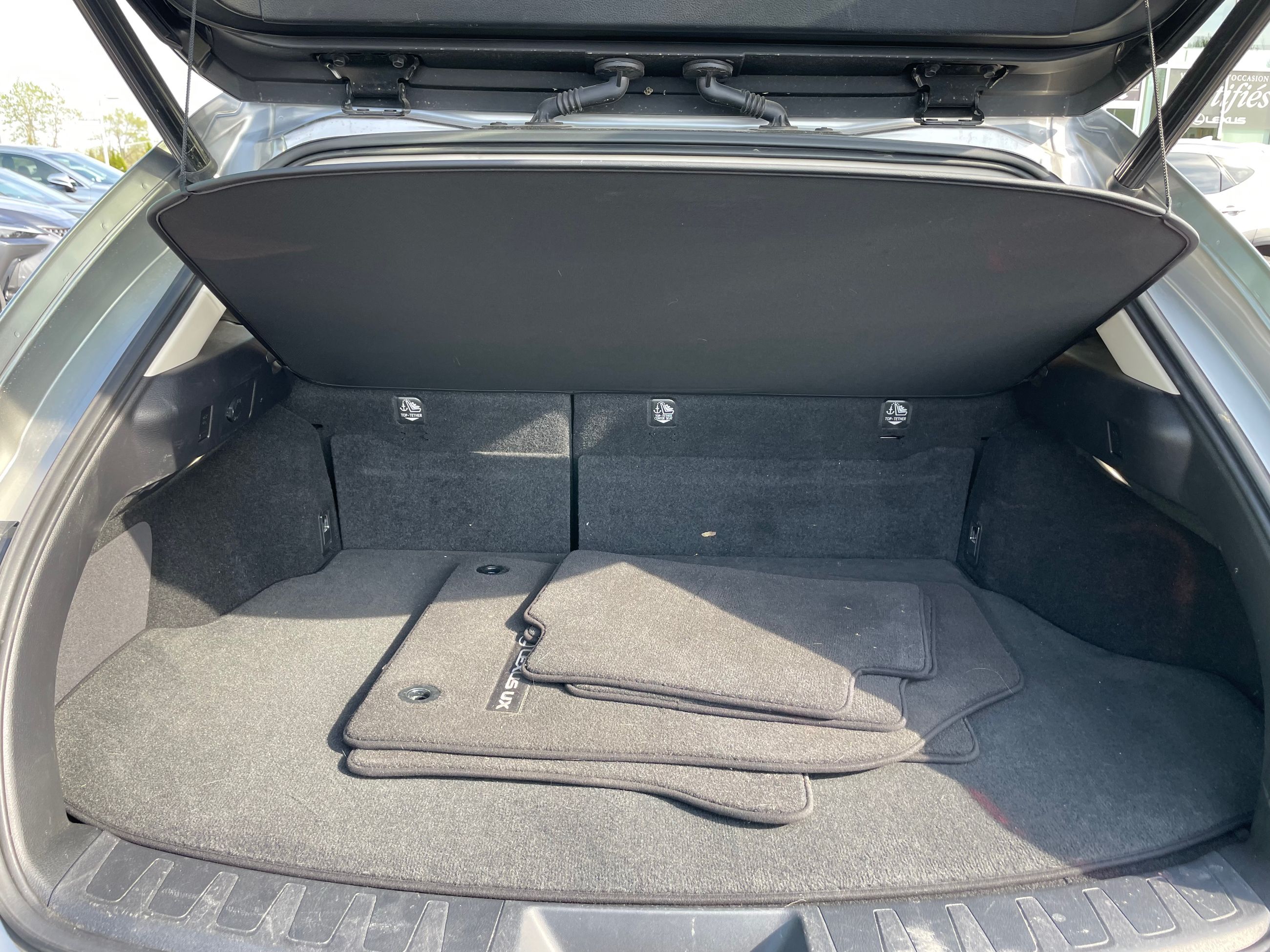 Lexus UX 250h  2021 à Laval, Québec