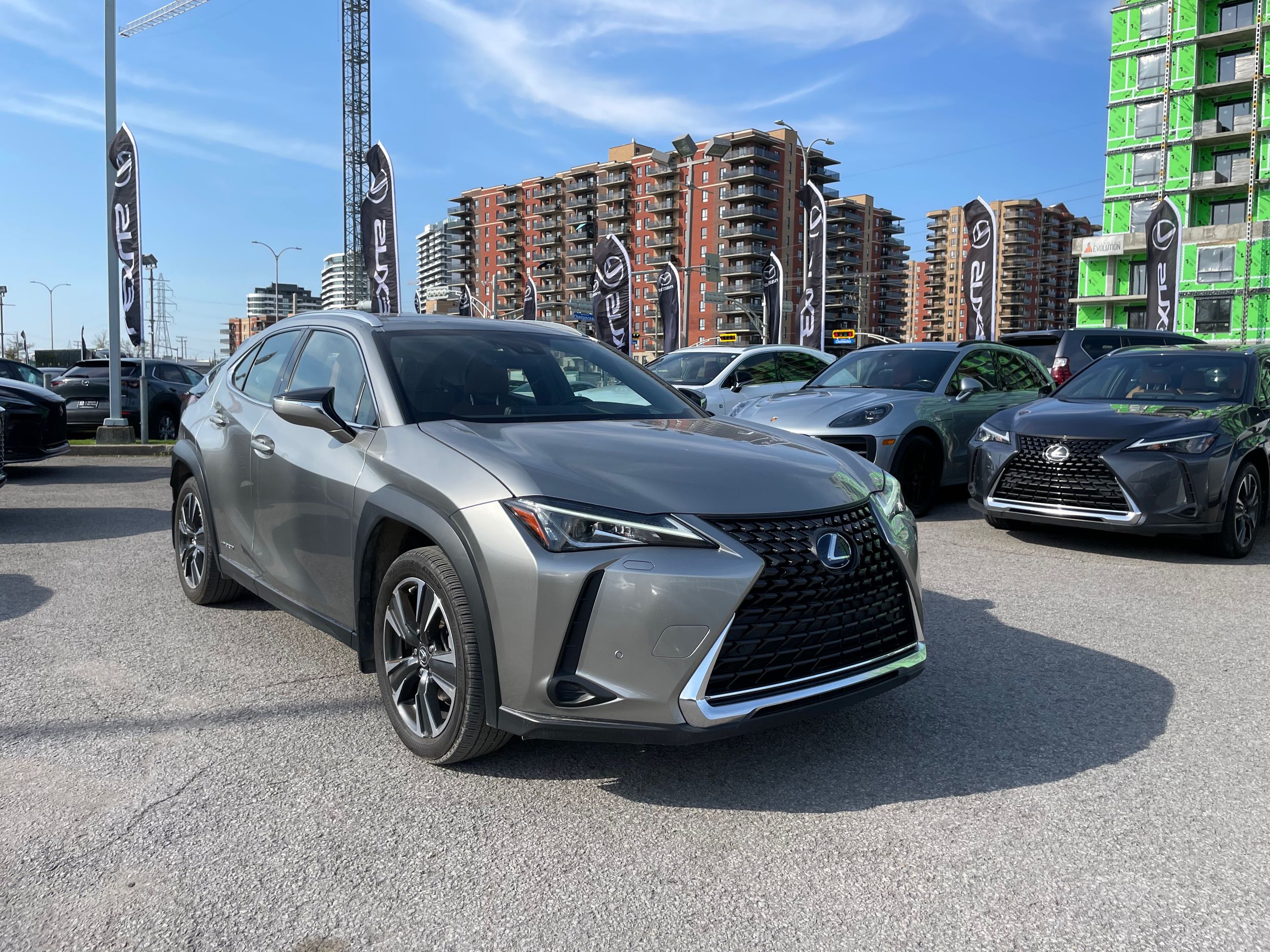 Lexus UX 250h  2021 à Laval, Québec