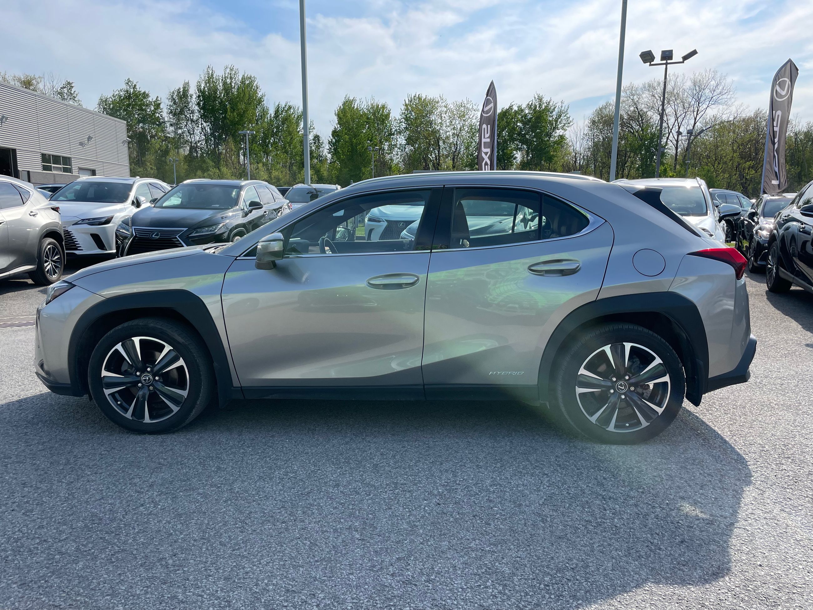 Lexus UX 250h  2021 à Laval, Québec