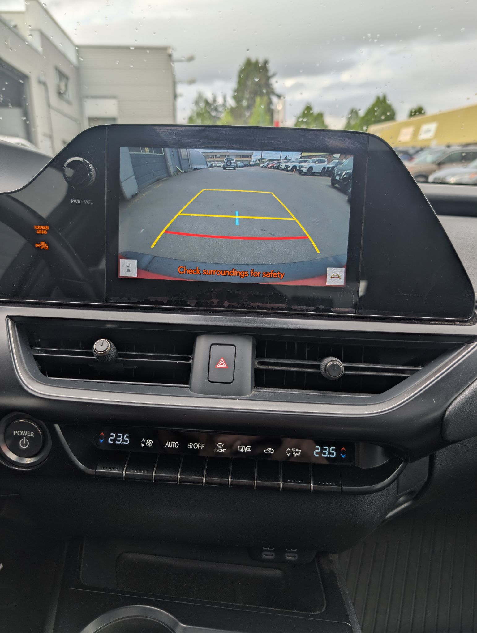 2023 Lexus UXh
