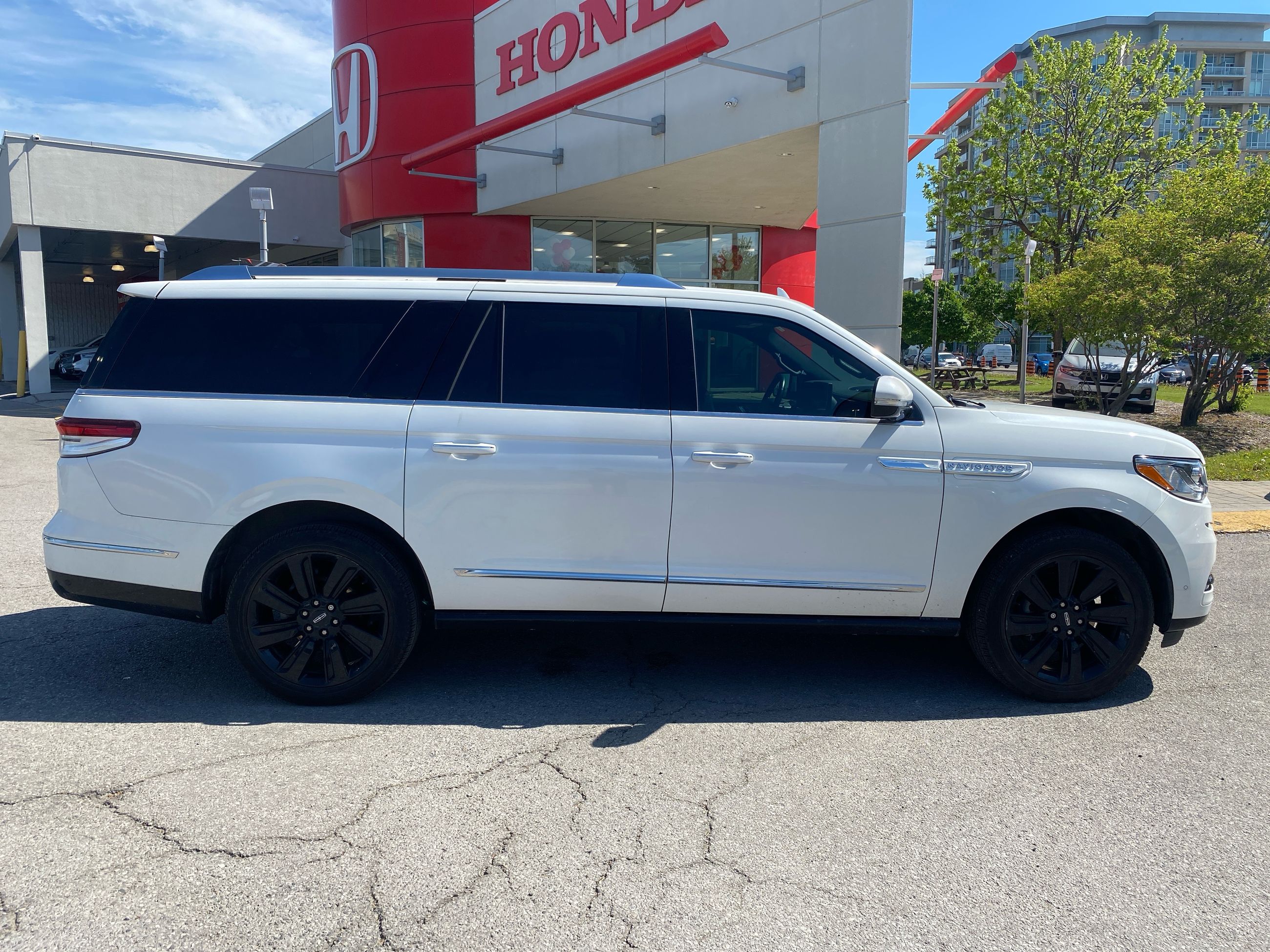 2022 Lincoln Navigator in Markham, Ontario
