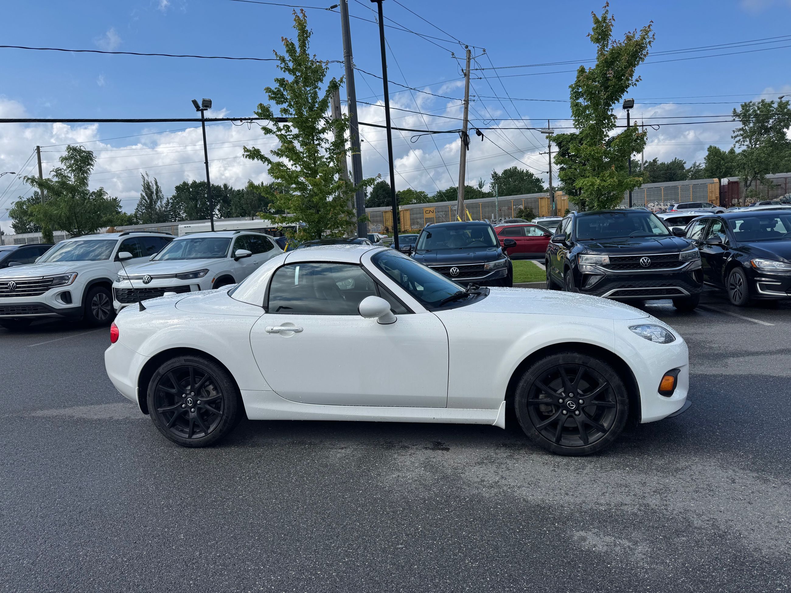 Mazda MX-5 Miata  2014 à Saint-Bruno-de-Montarville, Québec