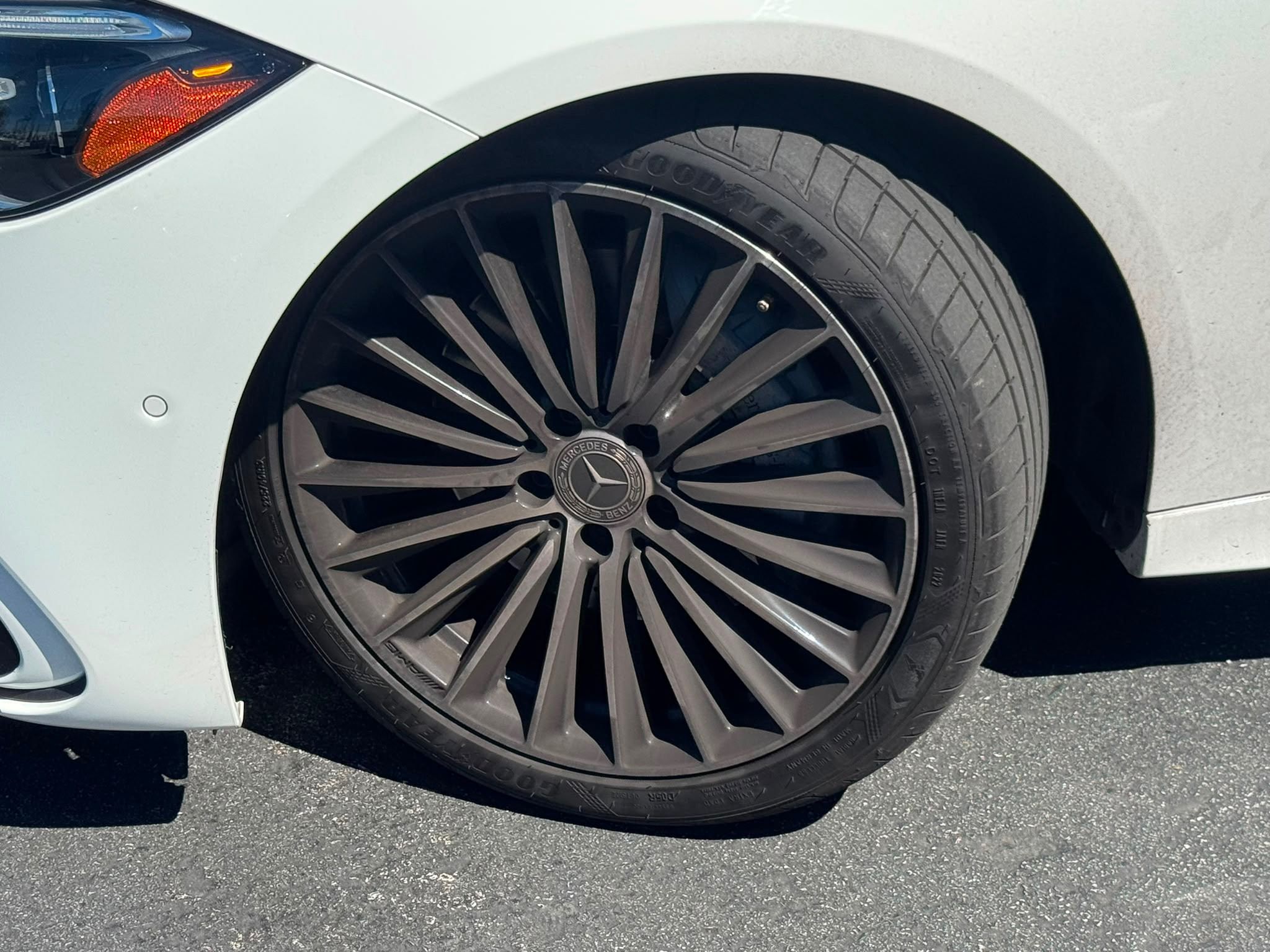 2023 Mercedes-Benz C300