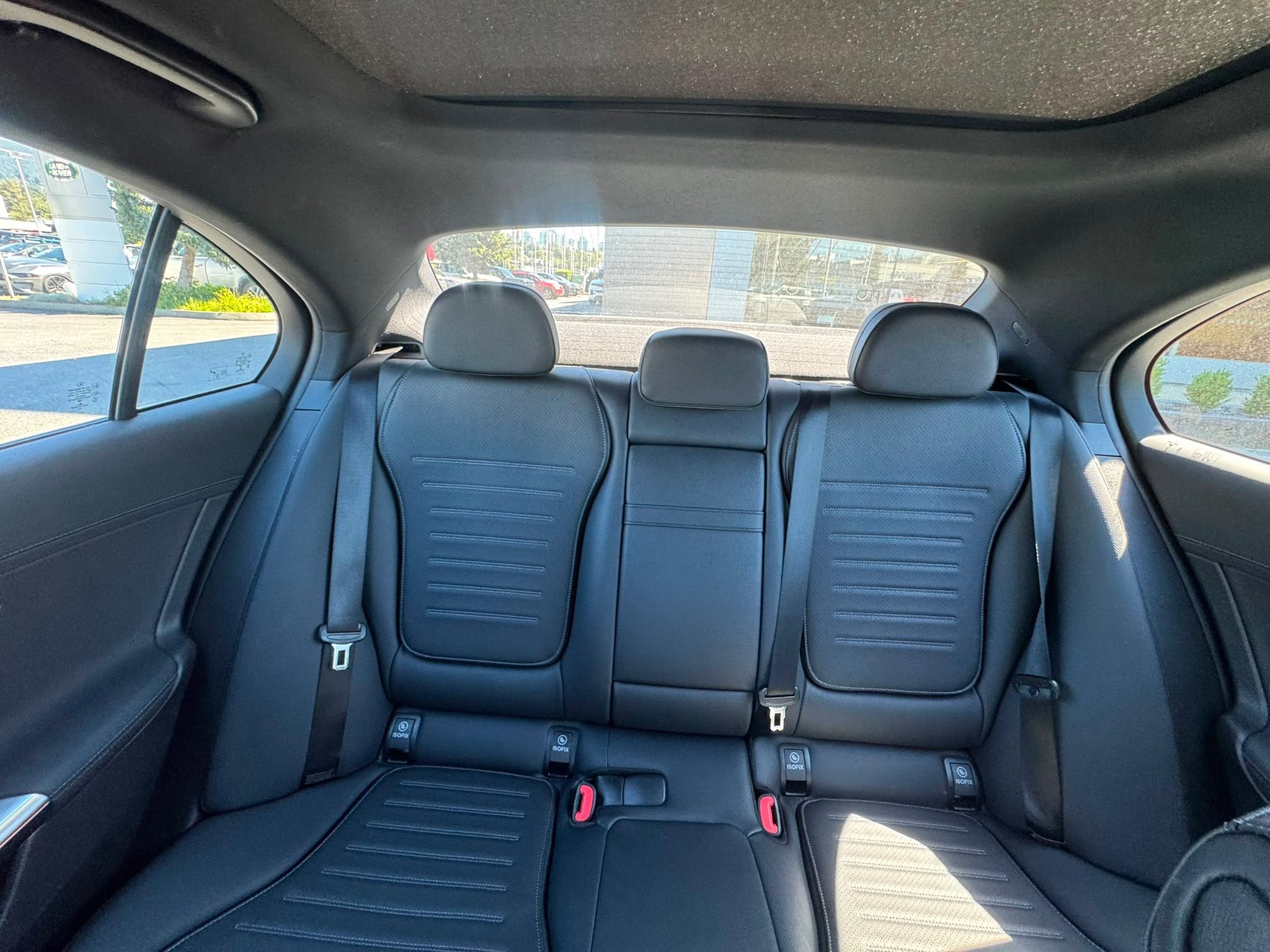 2023 Mercedes-Benz C300