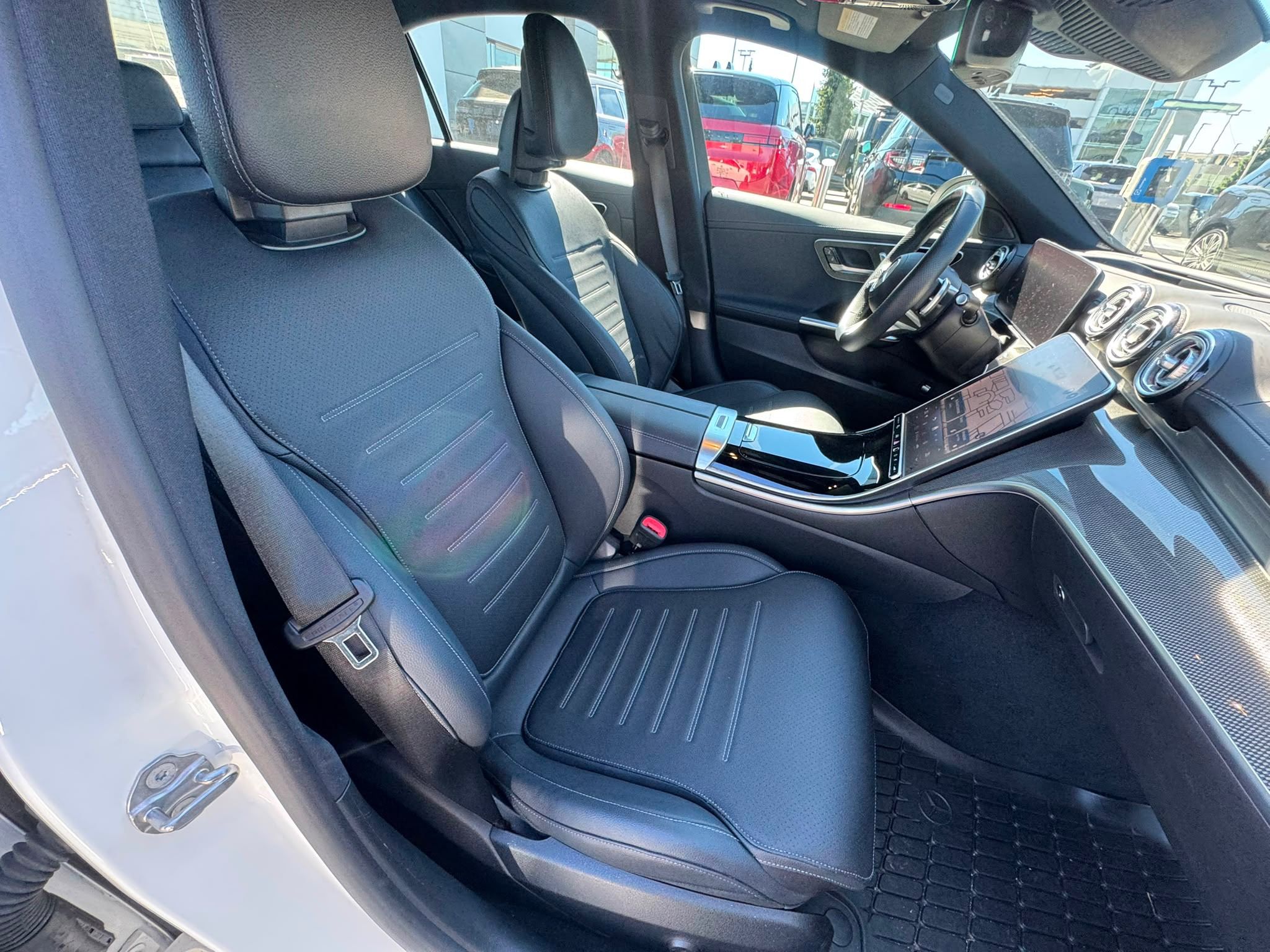 2023 Mercedes-Benz C300