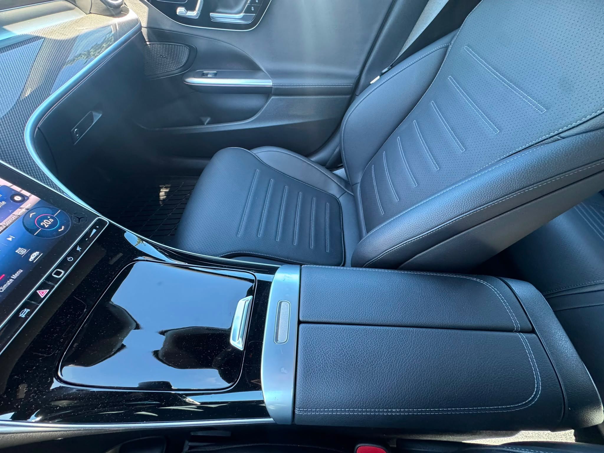 2023 Mercedes-Benz C300