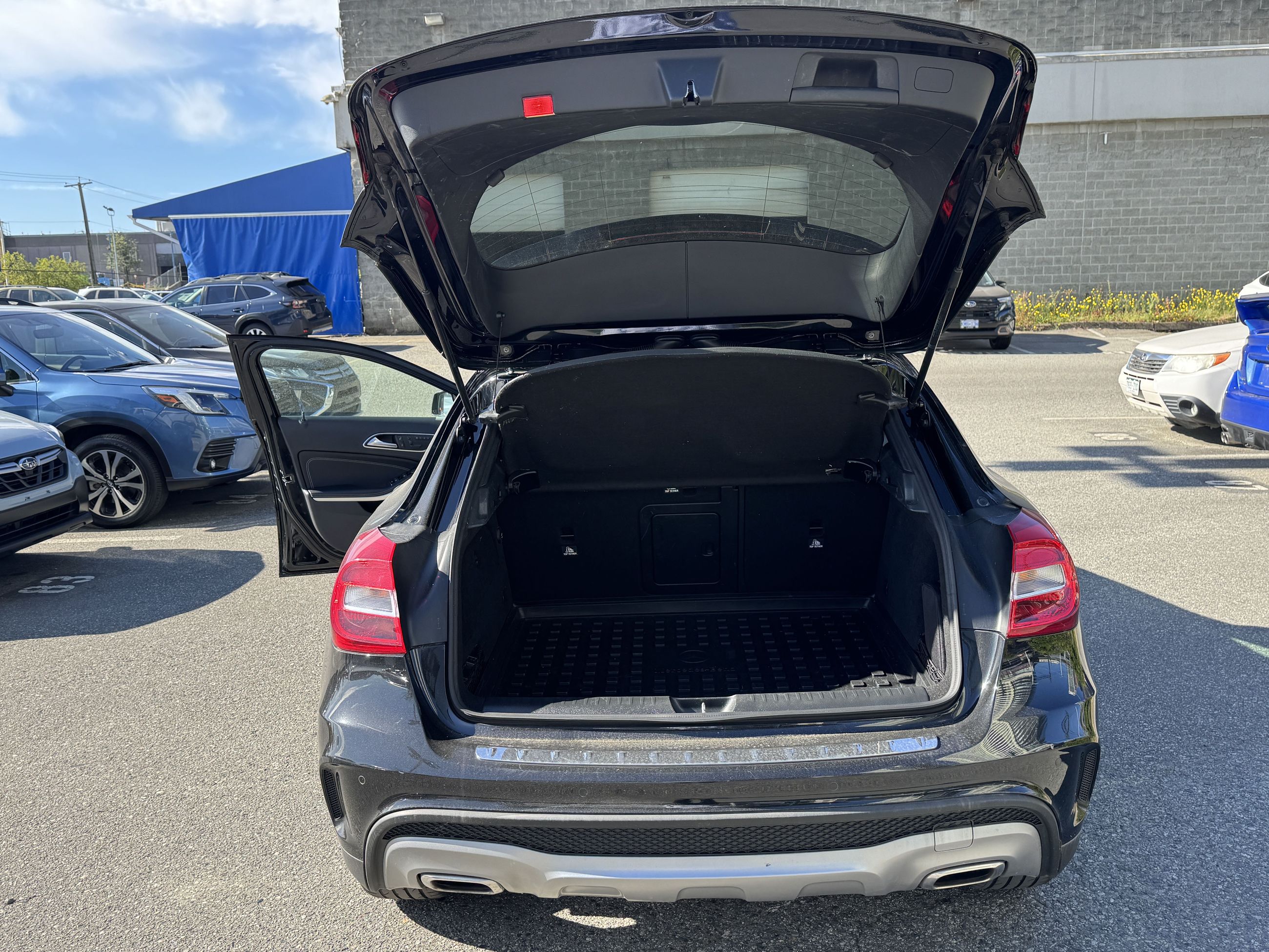 2017 Mercedes-Benz GLA250 in Vancouver, British Columbia