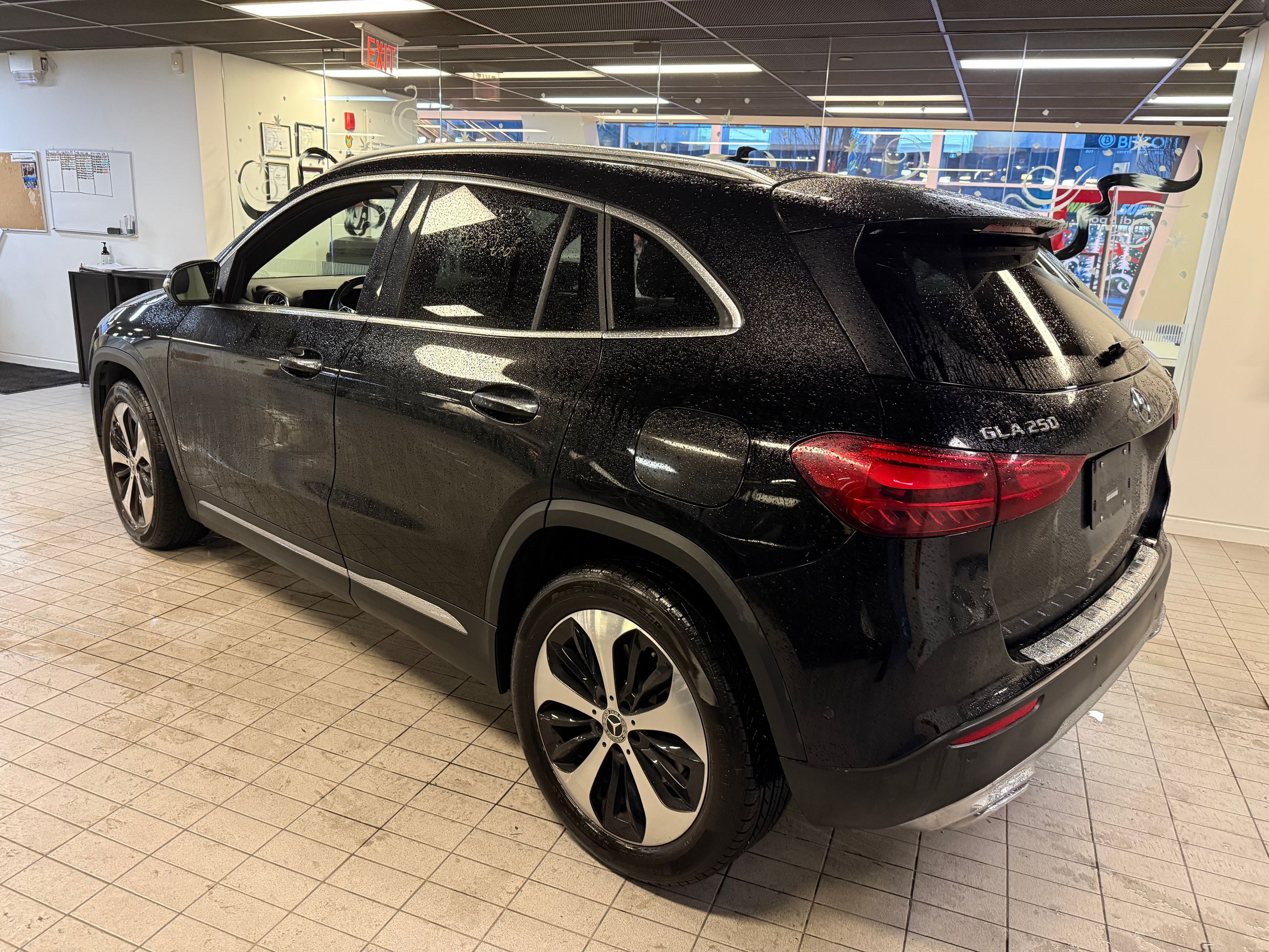 Mercedes-Benz GLA250  2024 à Vancouver, Colombie-Britannique