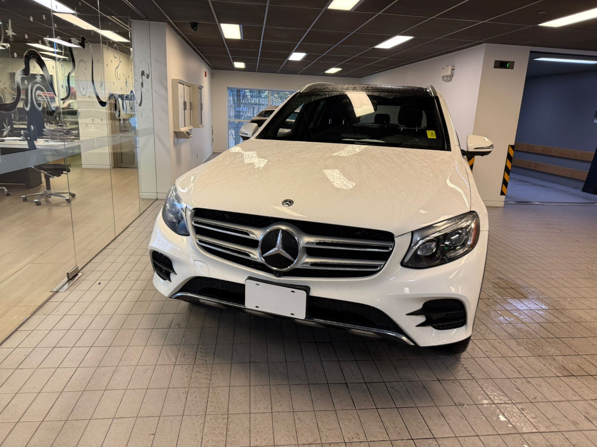 2018 Mercedes-Benz GLC300 in Vancouver, British Columbia