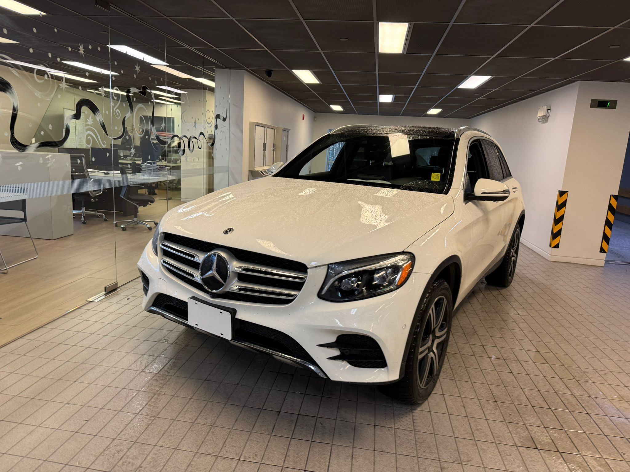 2018 Mercedes-Benz GLC300 in Vancouver, British Columbia