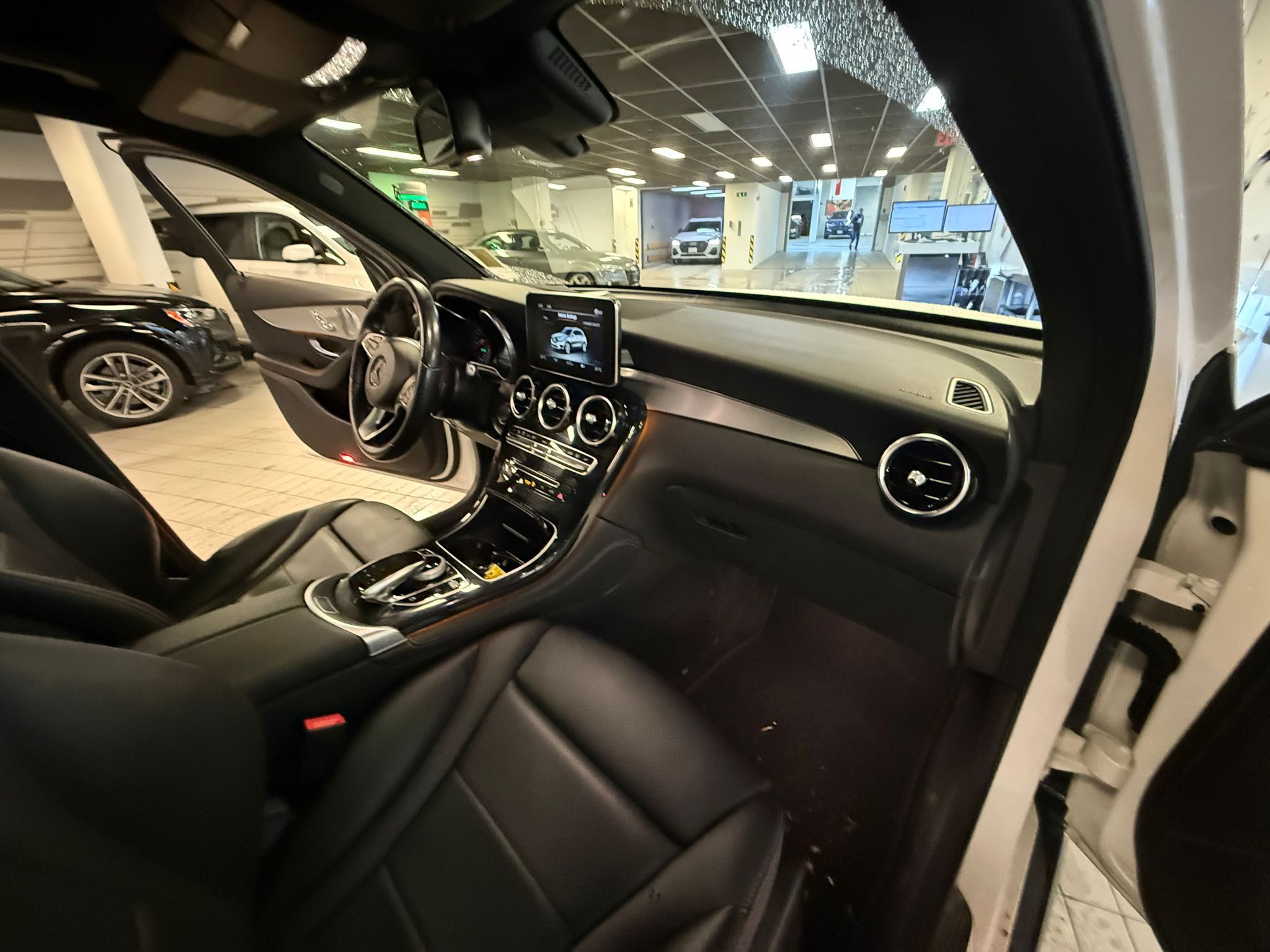 2018 Mercedes-Benz GLC300 in Vancouver, British Columbia