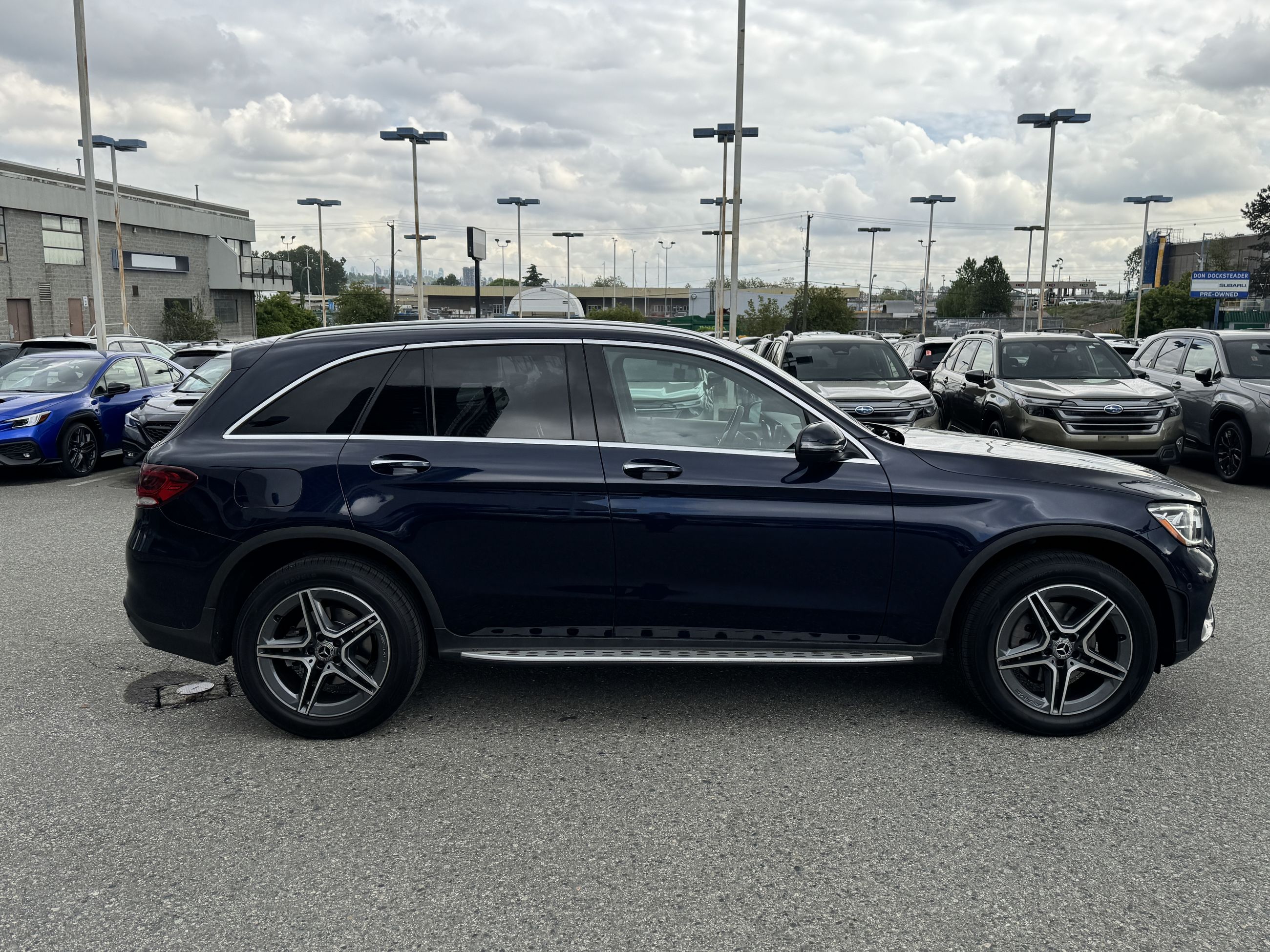 Mercedes-Benz GLC300  2021 à Vancouver, Colombie-Britannique