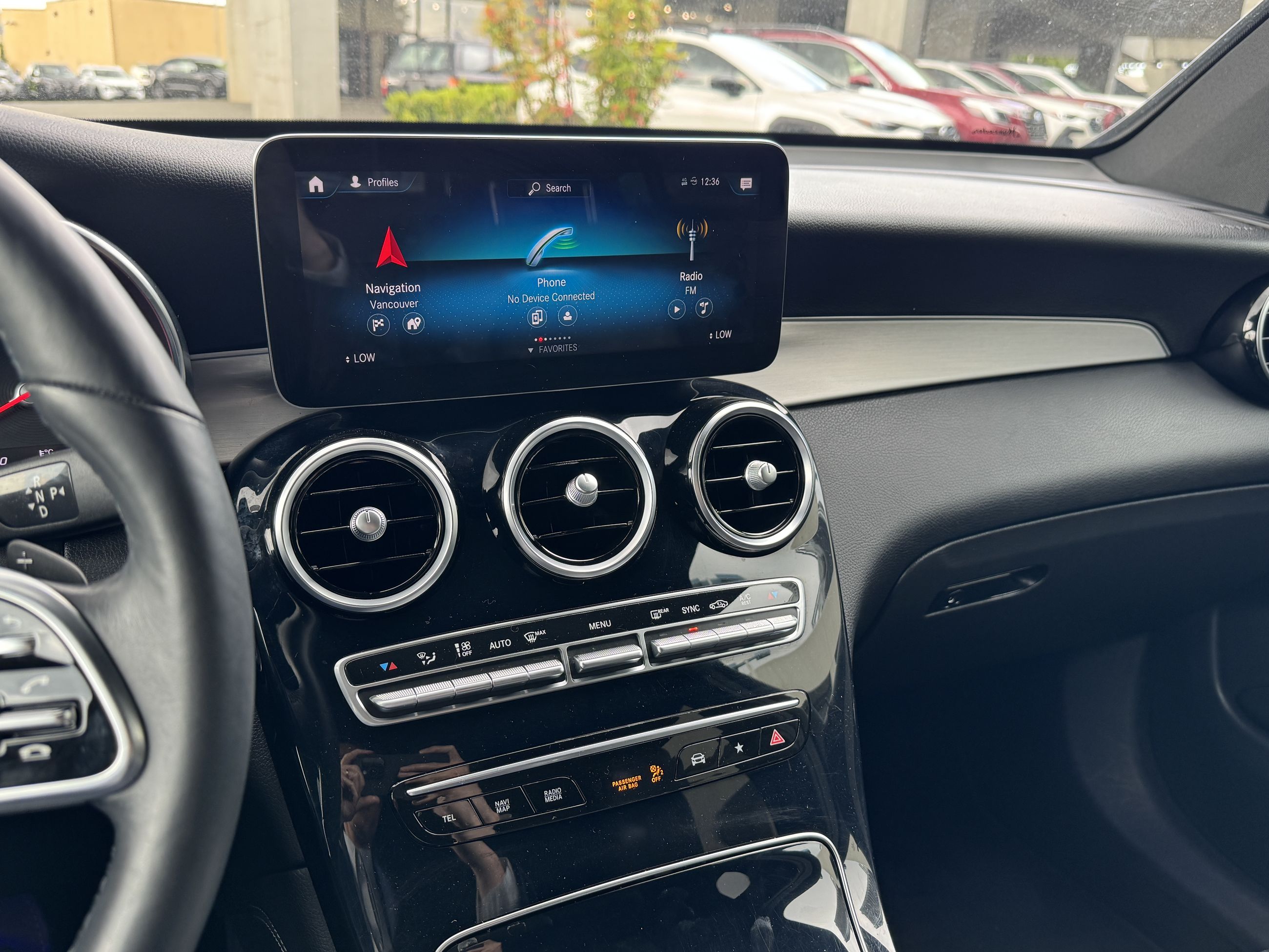 Mercedes-Benz GLC300  2021 à Vancouver, Colombie-Britannique
