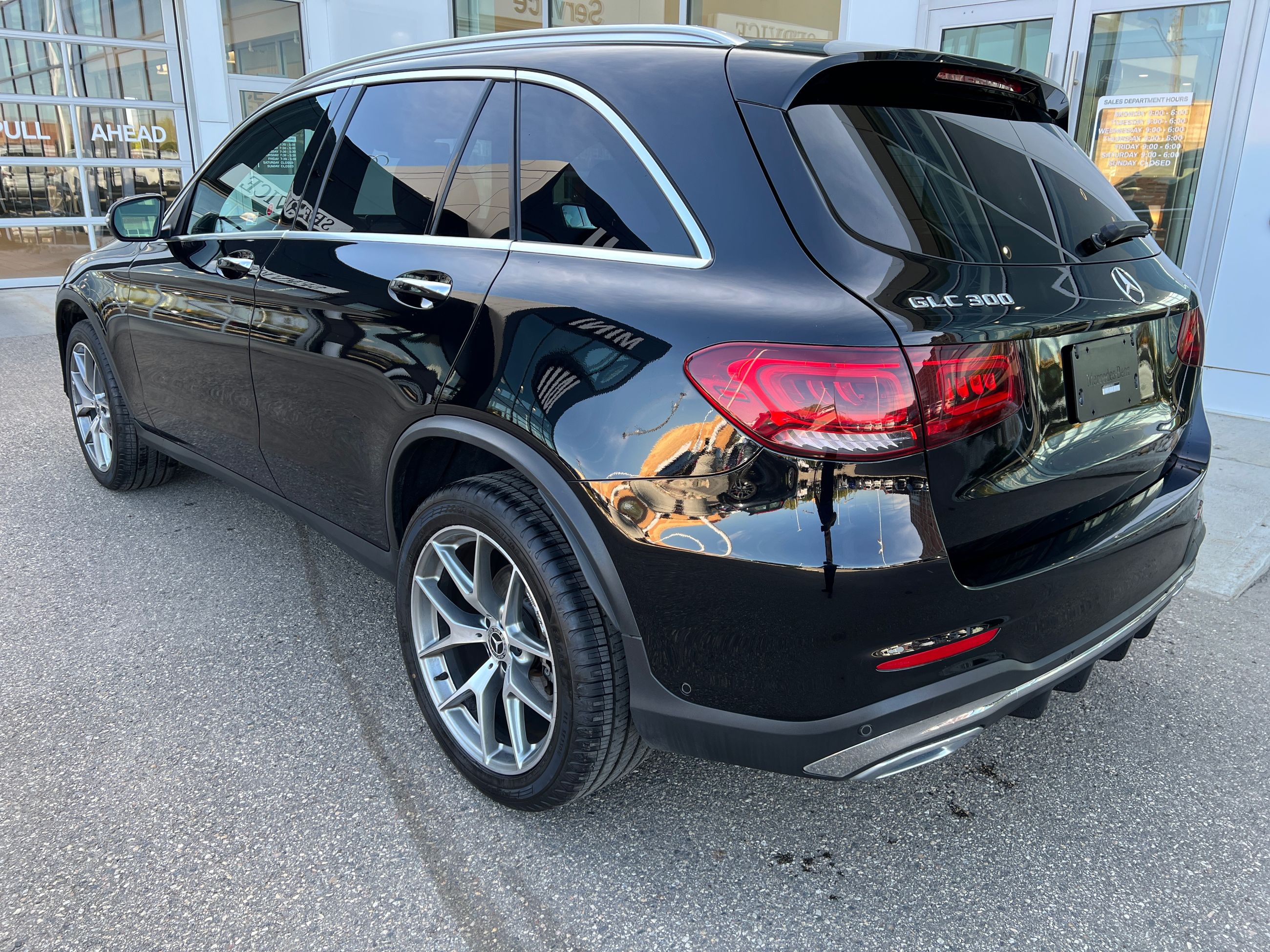 2022 Mercedes-Benz GLC300