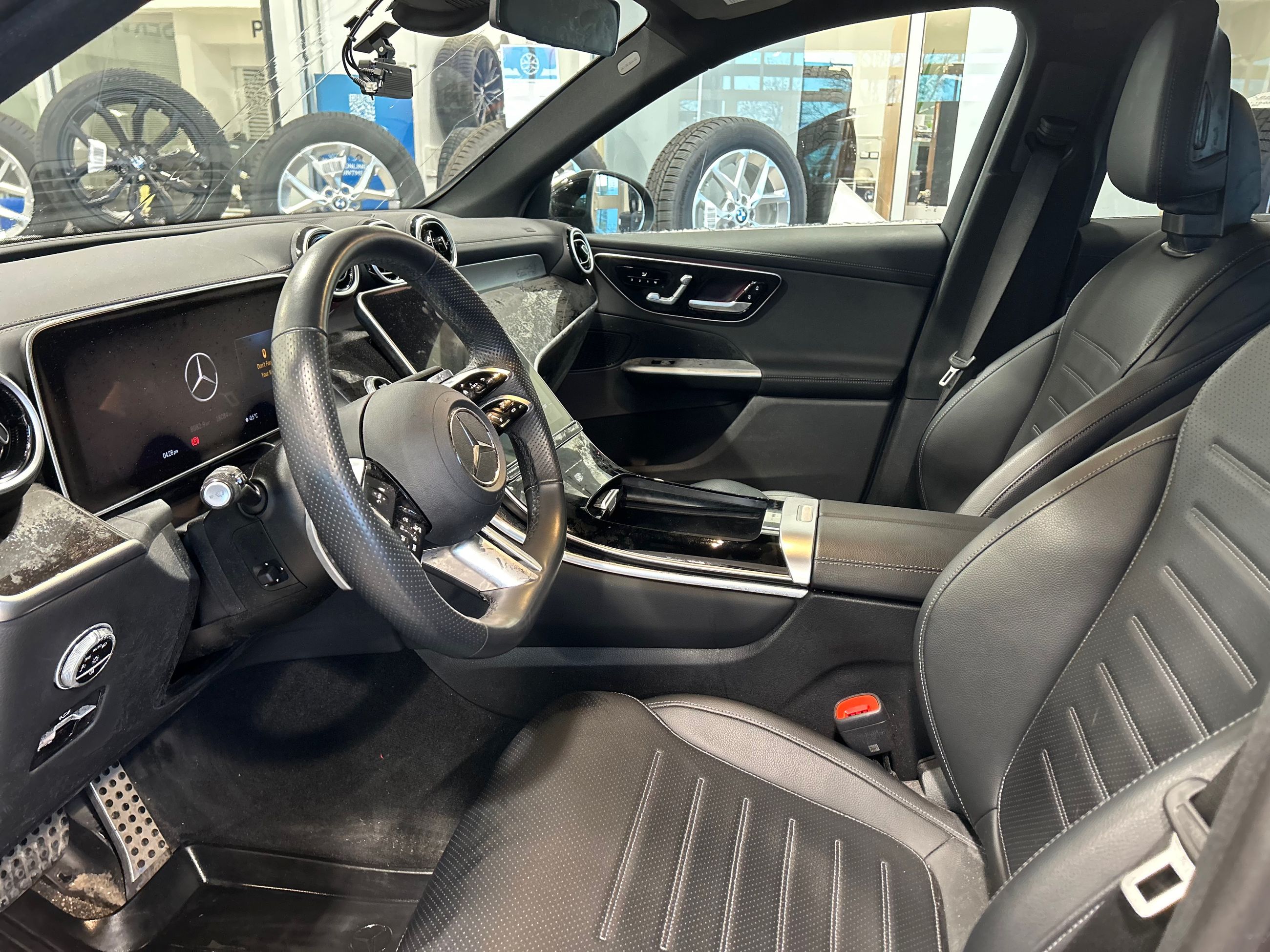 Mercedes-Benz GLC300  2024 à Regina, Saskatchewan