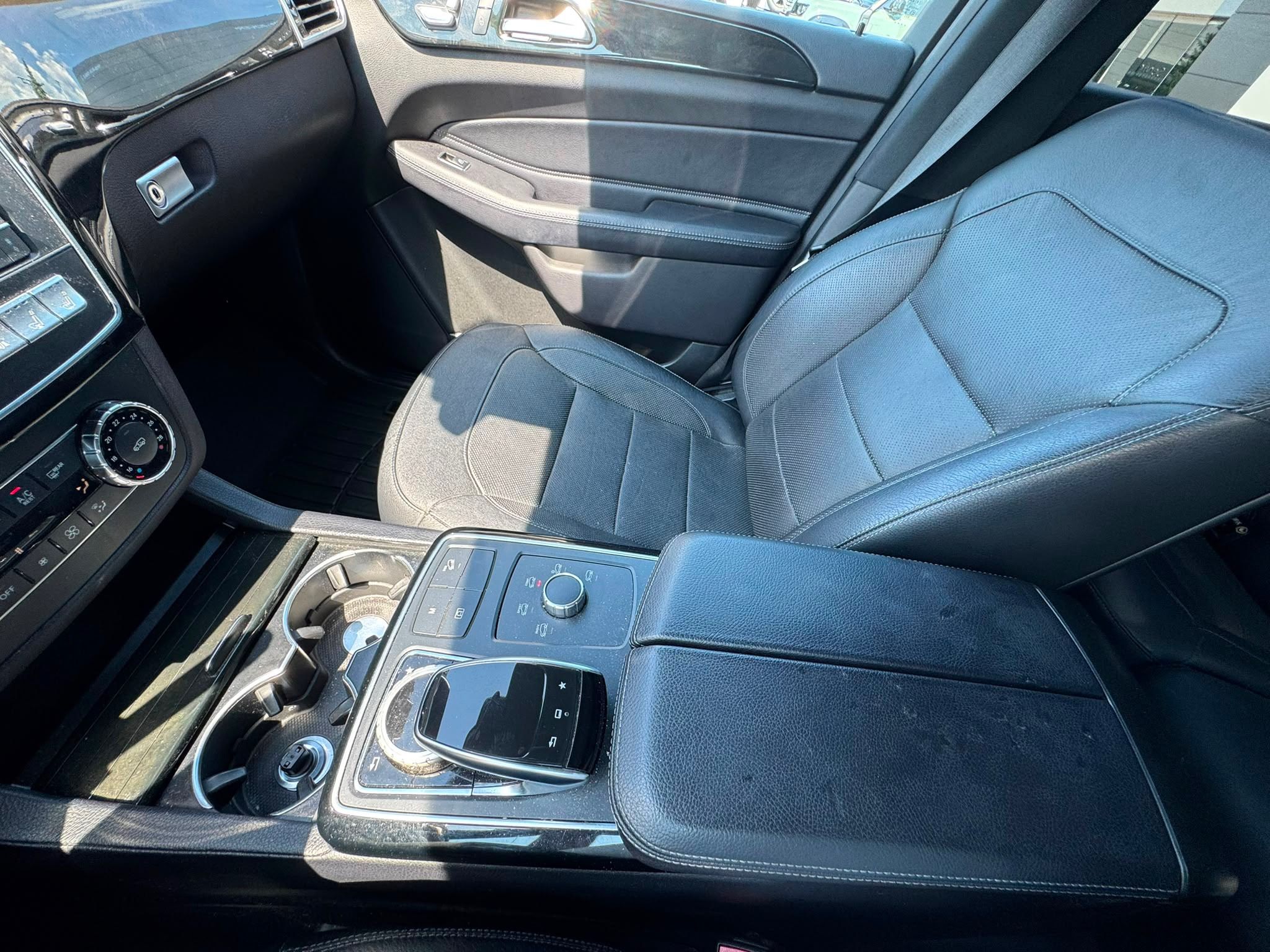 2016  GLE400