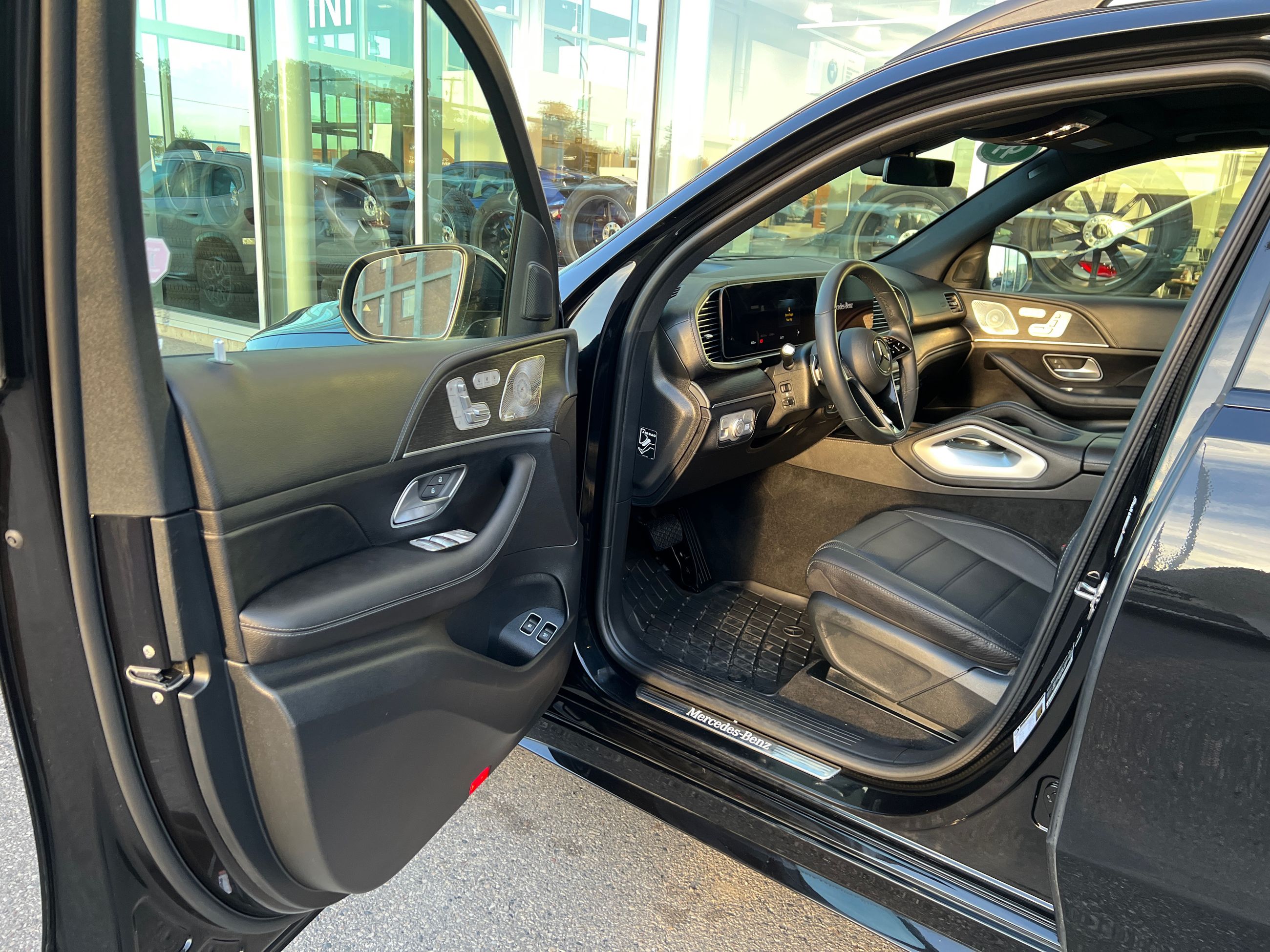 2025 Mercedes-Benz GLE450e