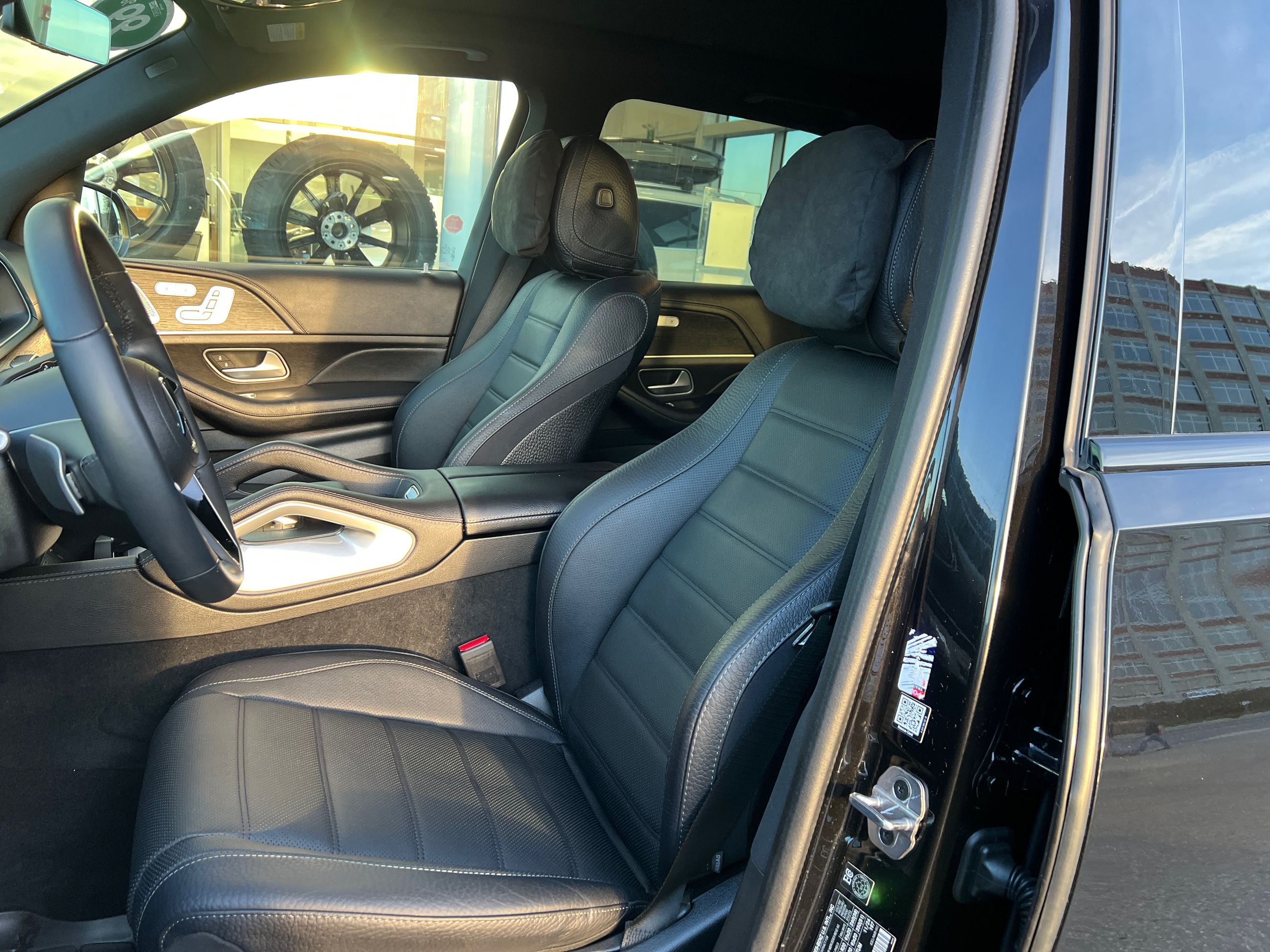 2025 Mercedes-Benz GLE450e