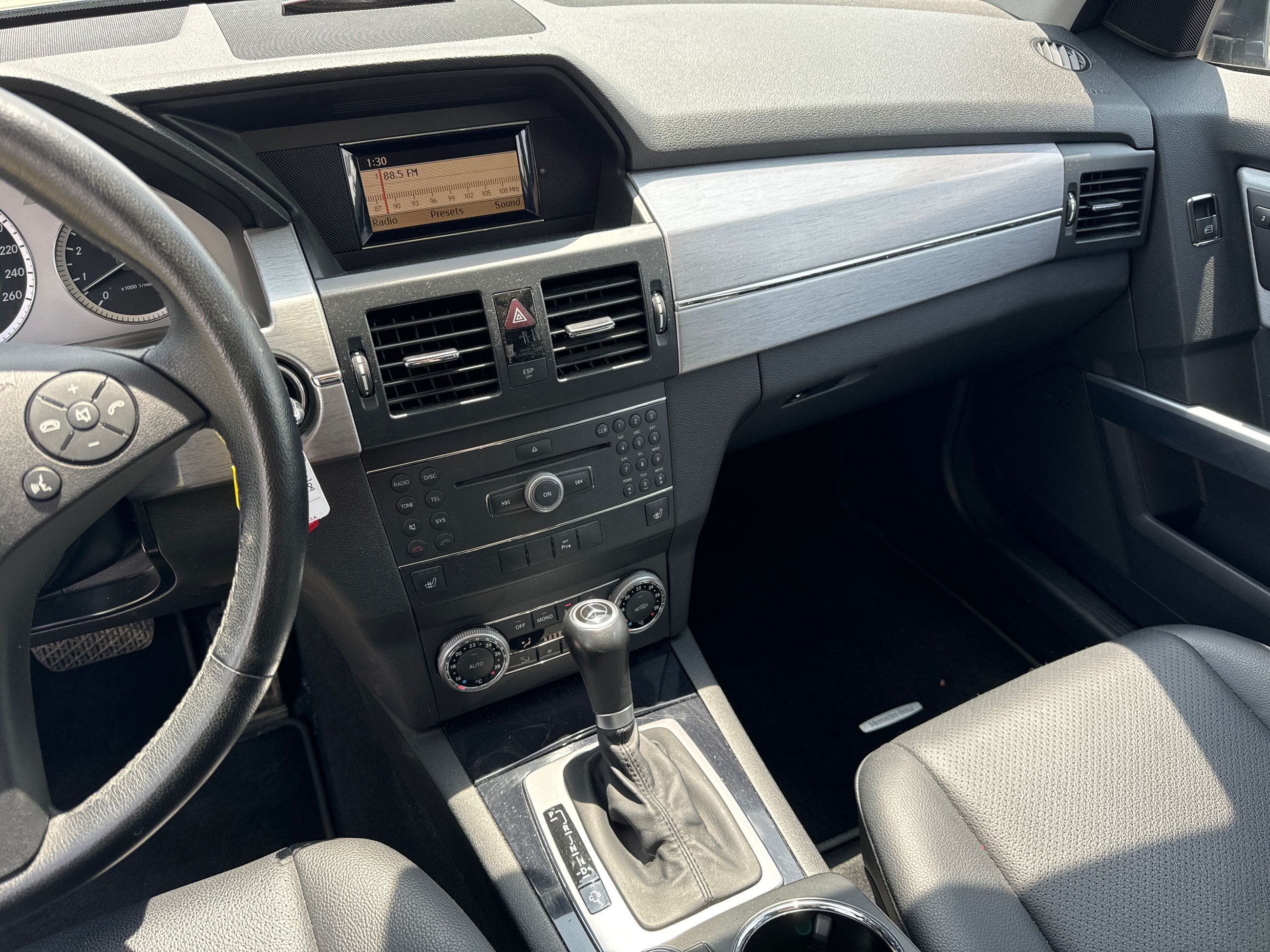 2010 Mercedes-Benz GLK350 in Barrie, Ontario