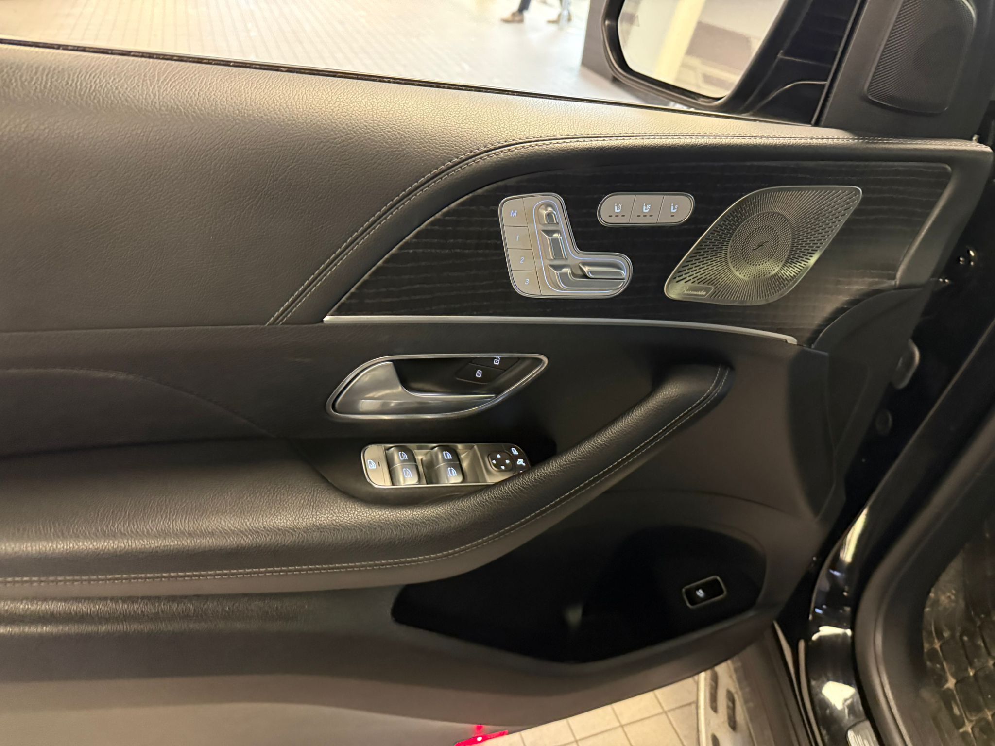 2022 Mercedes-Benz GLS450 in Vancouver, British Columbia