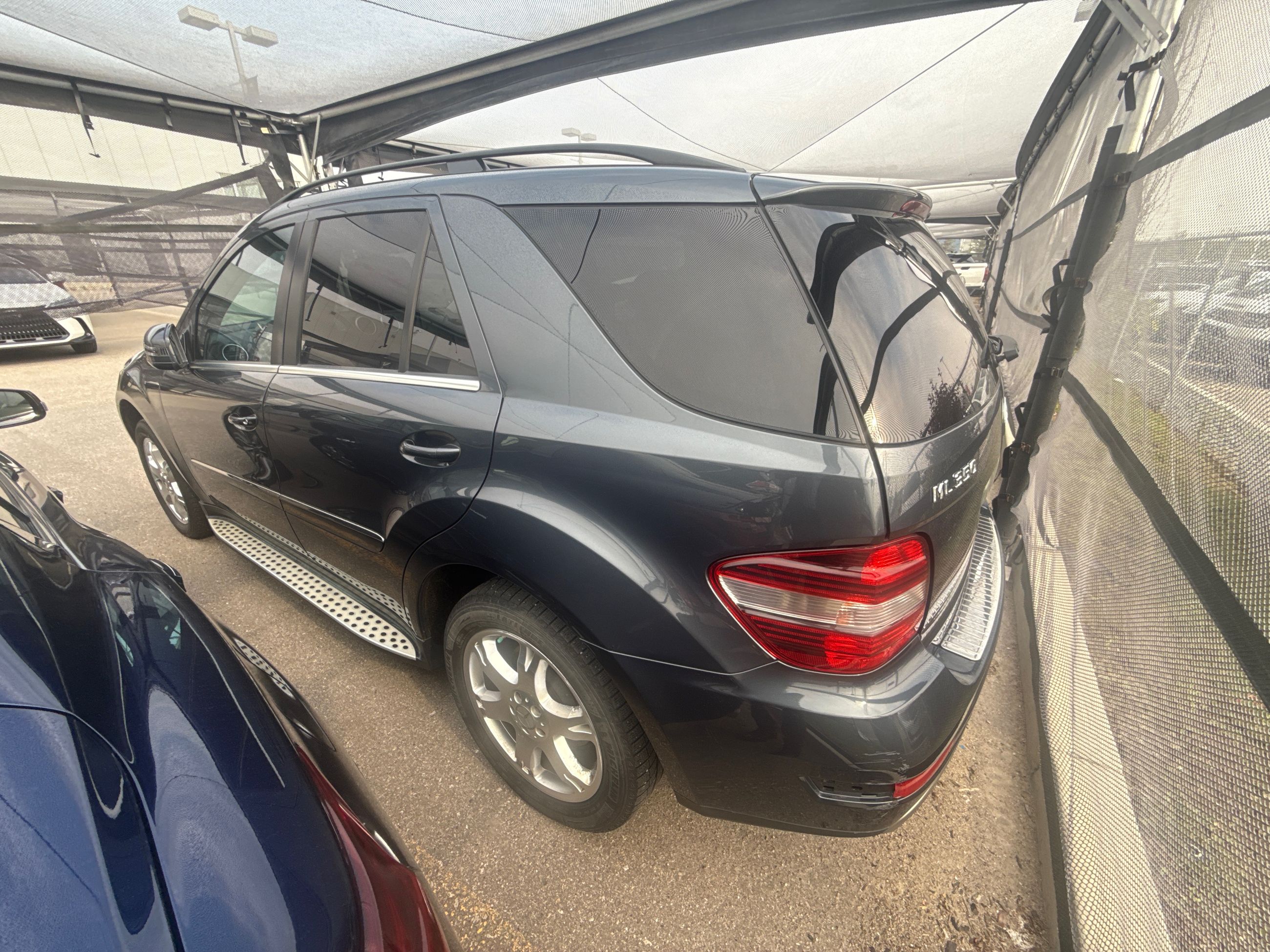 2011 Mercedes-Benz ML350 in Calgary, Alberta