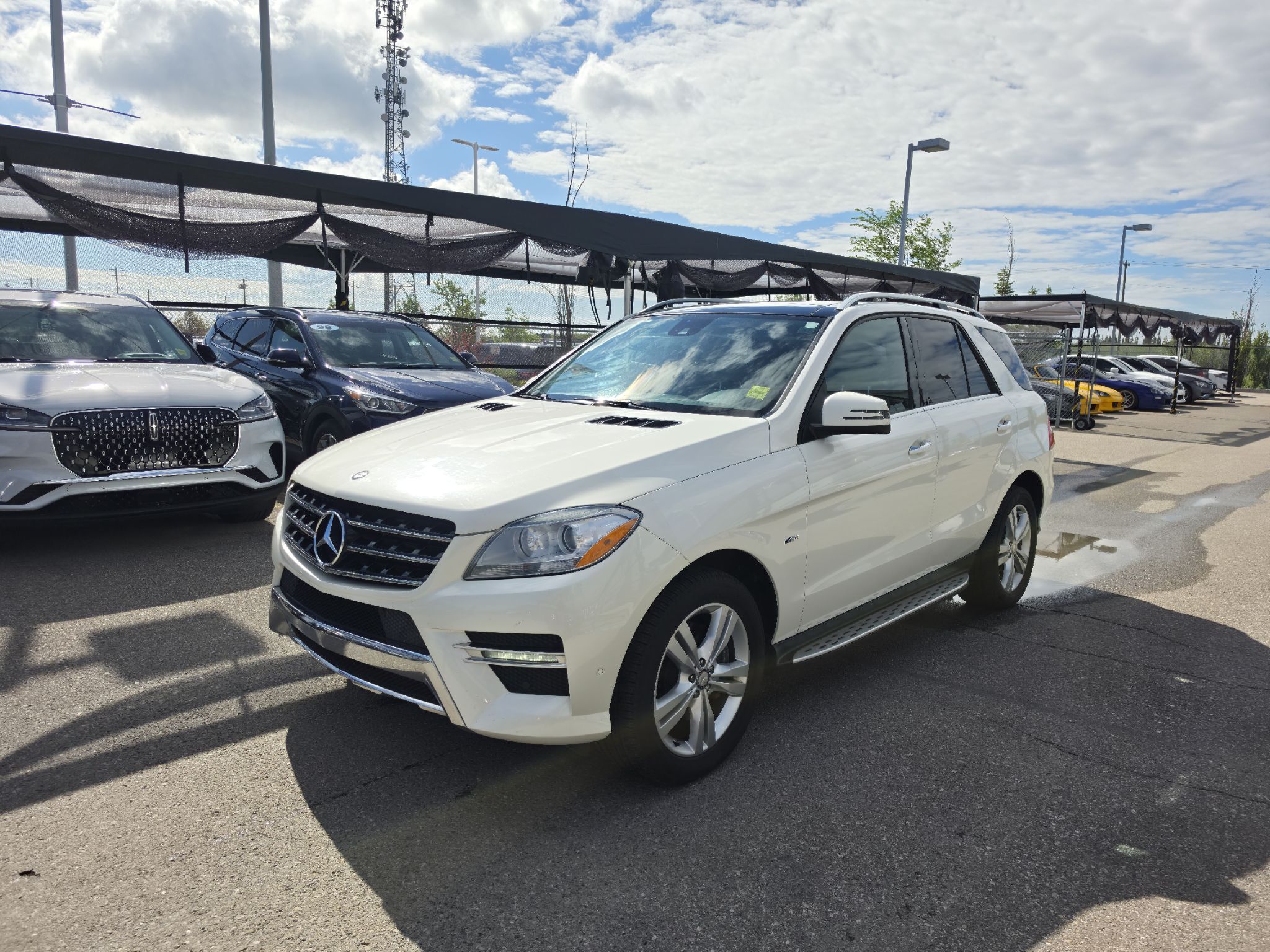 Mercedes-Benz ML350  2012 à Calgary, Alberta