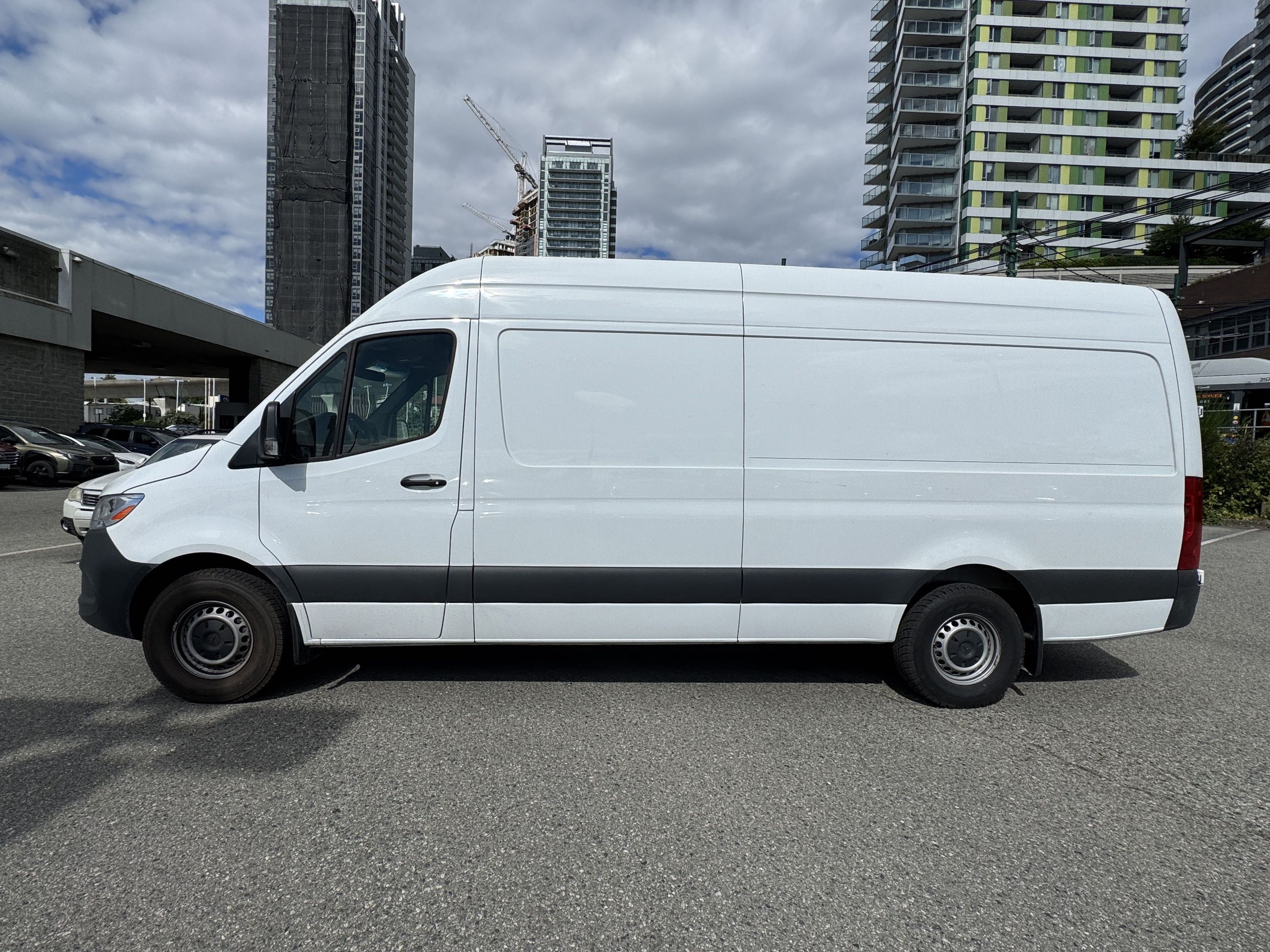 Mercedes-Benz Sprinter 2500  2024 à Vancouver, Colombie-Britannique
