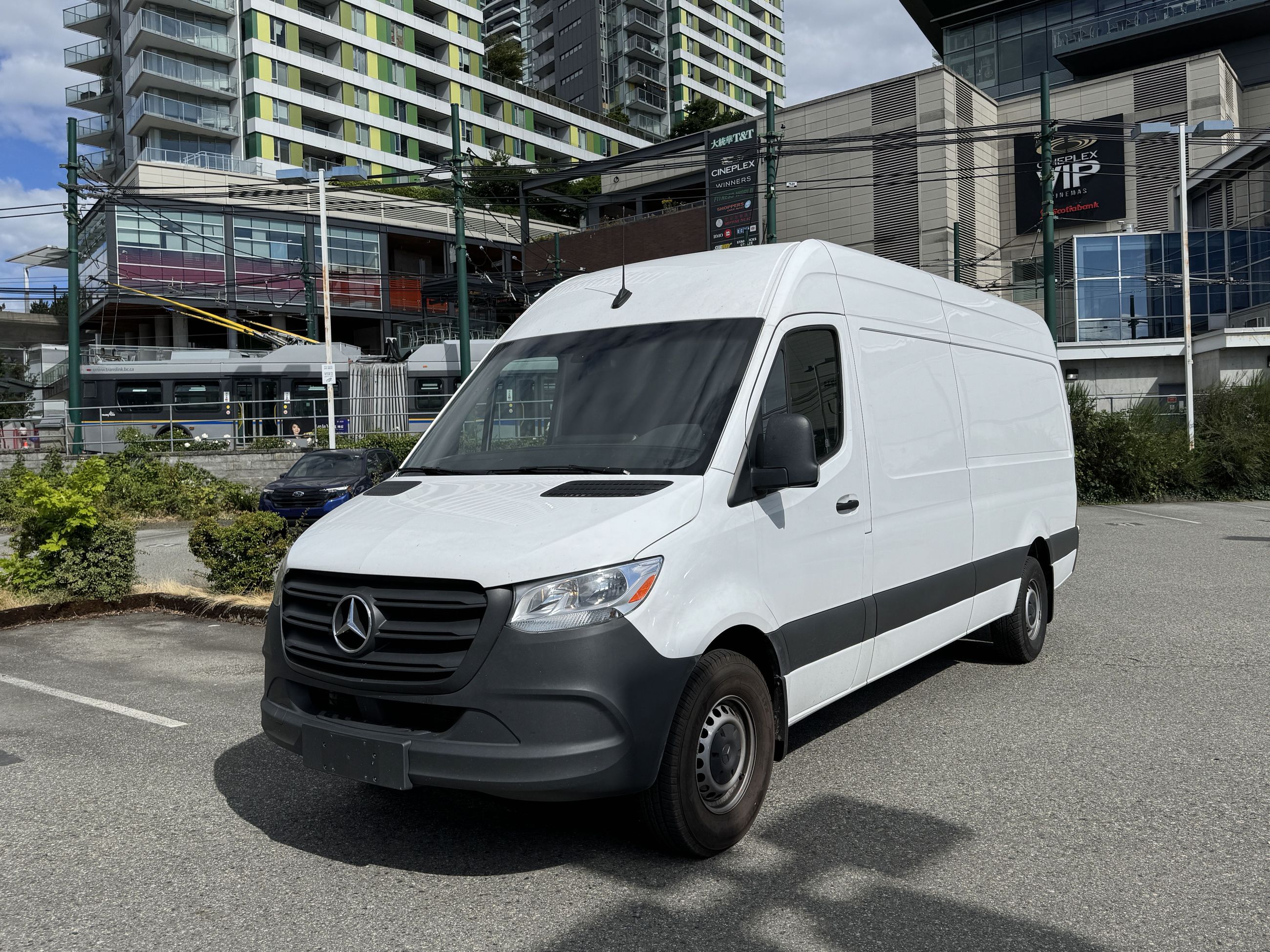 Mercedes-Benz Sprinter 2500  2024 à Vancouver, Colombie-Britannique