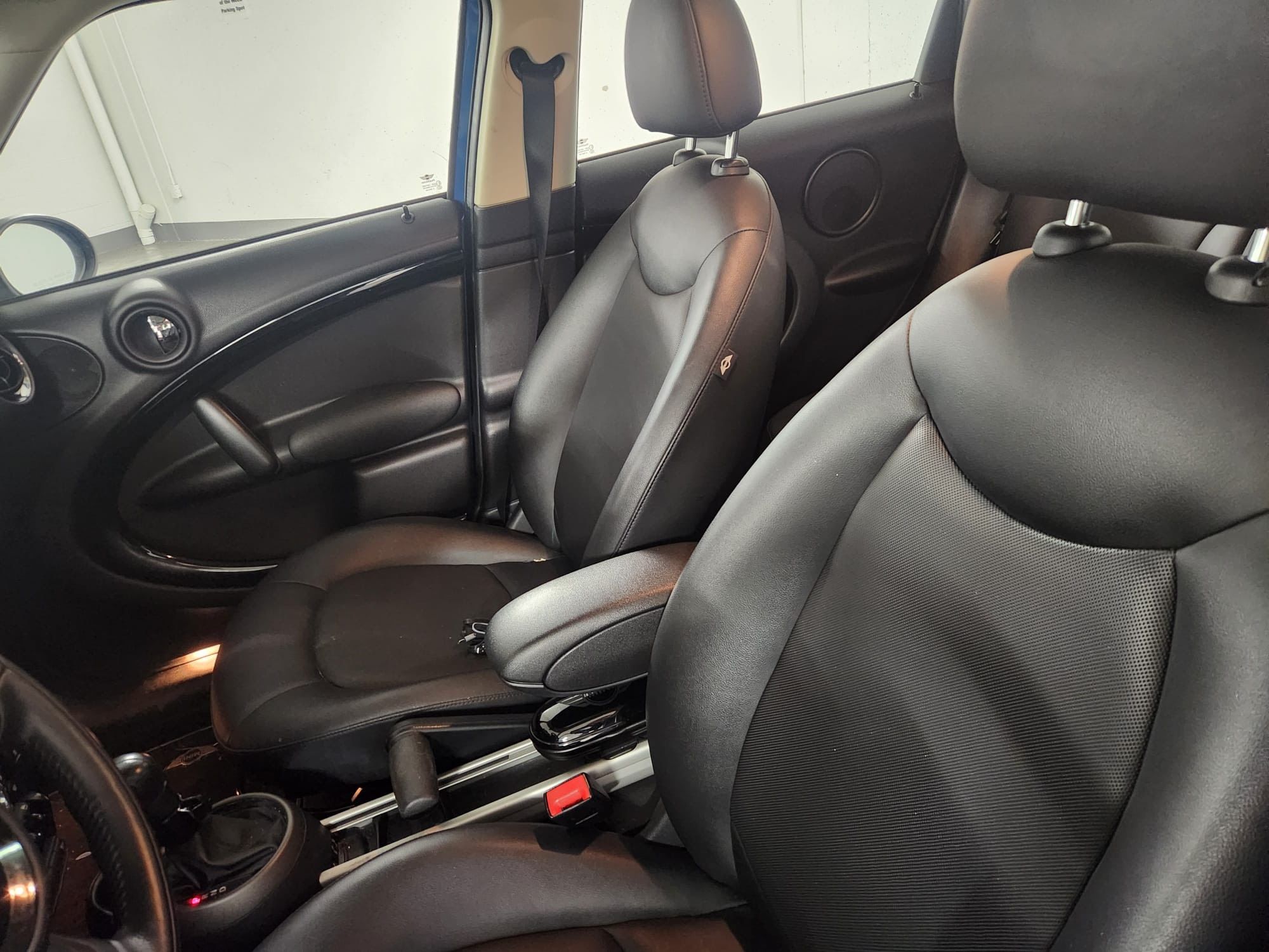 2012 MINI Cooper Countryman in Vancouver, British Columbia