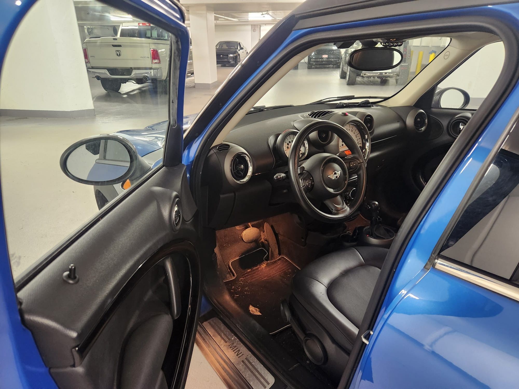 2012 MINI Cooper Countryman in Vancouver, British Columbia