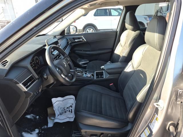 2024 Mitsubishi Outlander Plug-In Hybrid in Regina, Saskatchewan