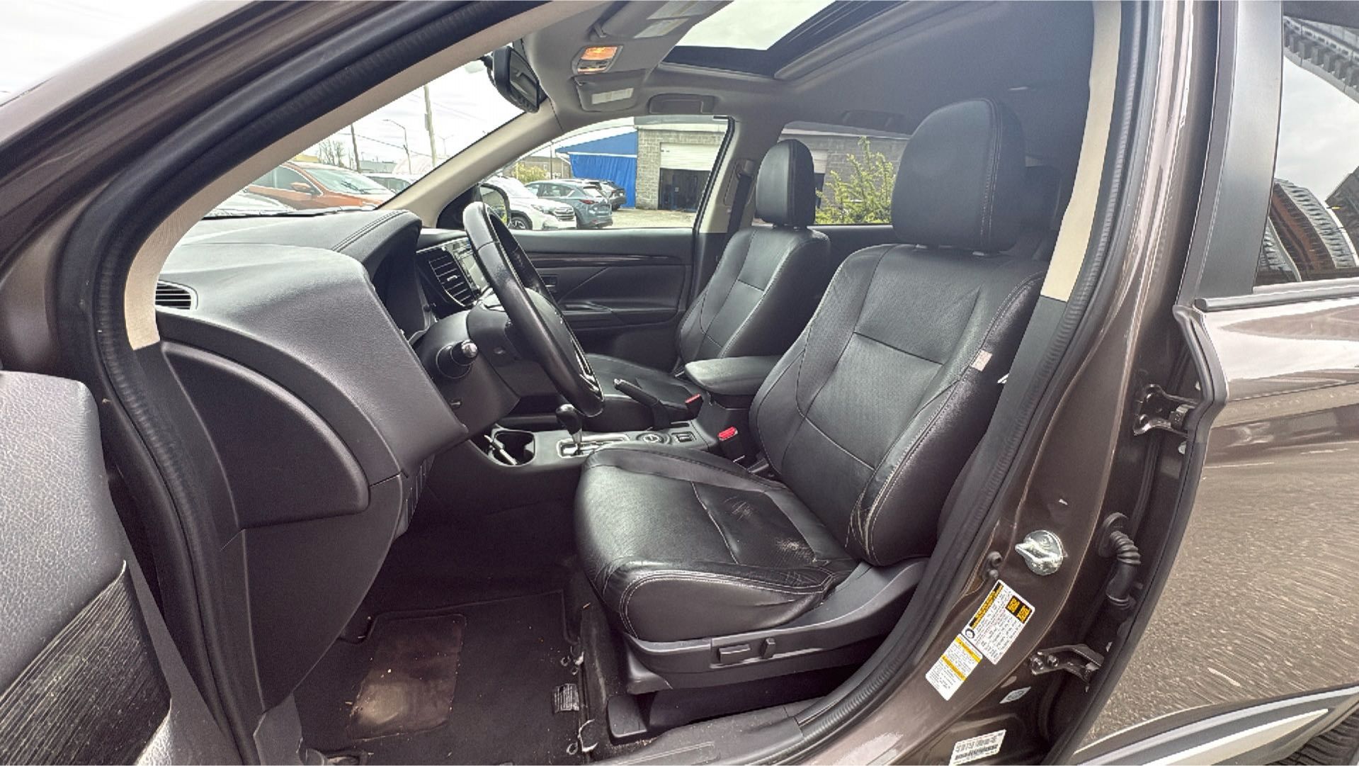 2016  Outlander